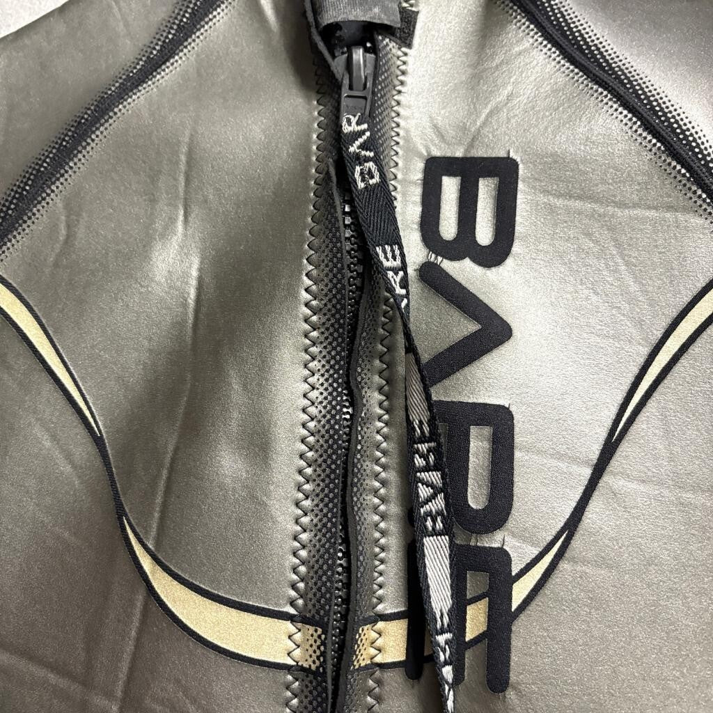 Bare Plazma Wetsuit Mens ML Black Silver 2/2mm Powerstretch Shorty Springsuit