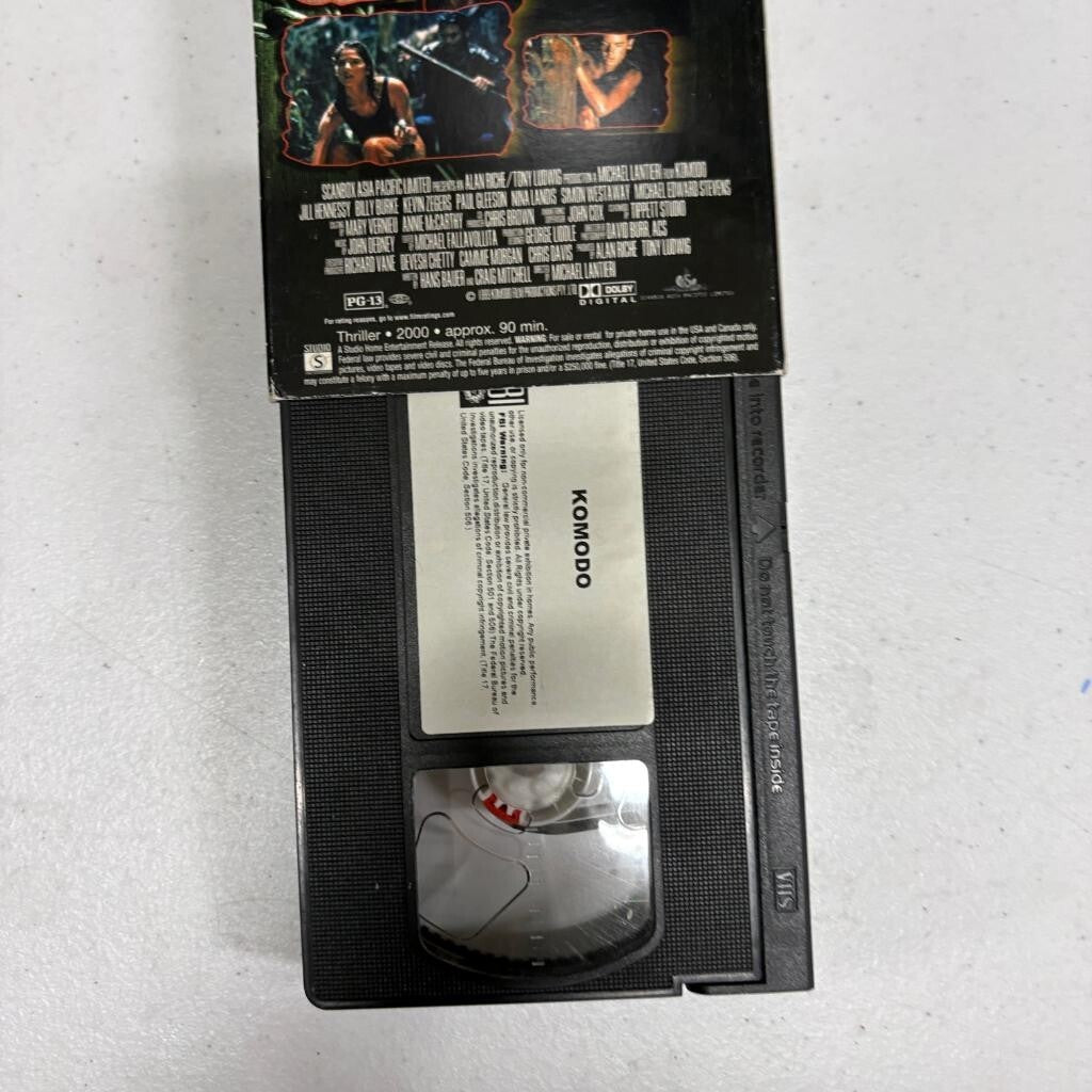 Komodo VHS 2000 Creature Feature Horror Thriller Movie Studio S Home