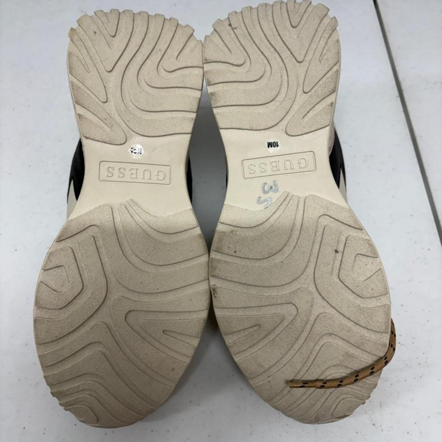 Guess WGOUST-R Womens Platform Sneakers Size 10M Beige Pink Chunky Dad Shoes