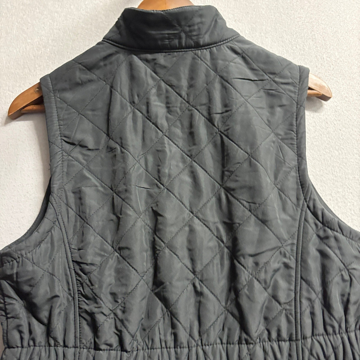 Bit & Bridle Quilted Vest Womens Small Black Fleece Lined Elastic Waist Zip Up