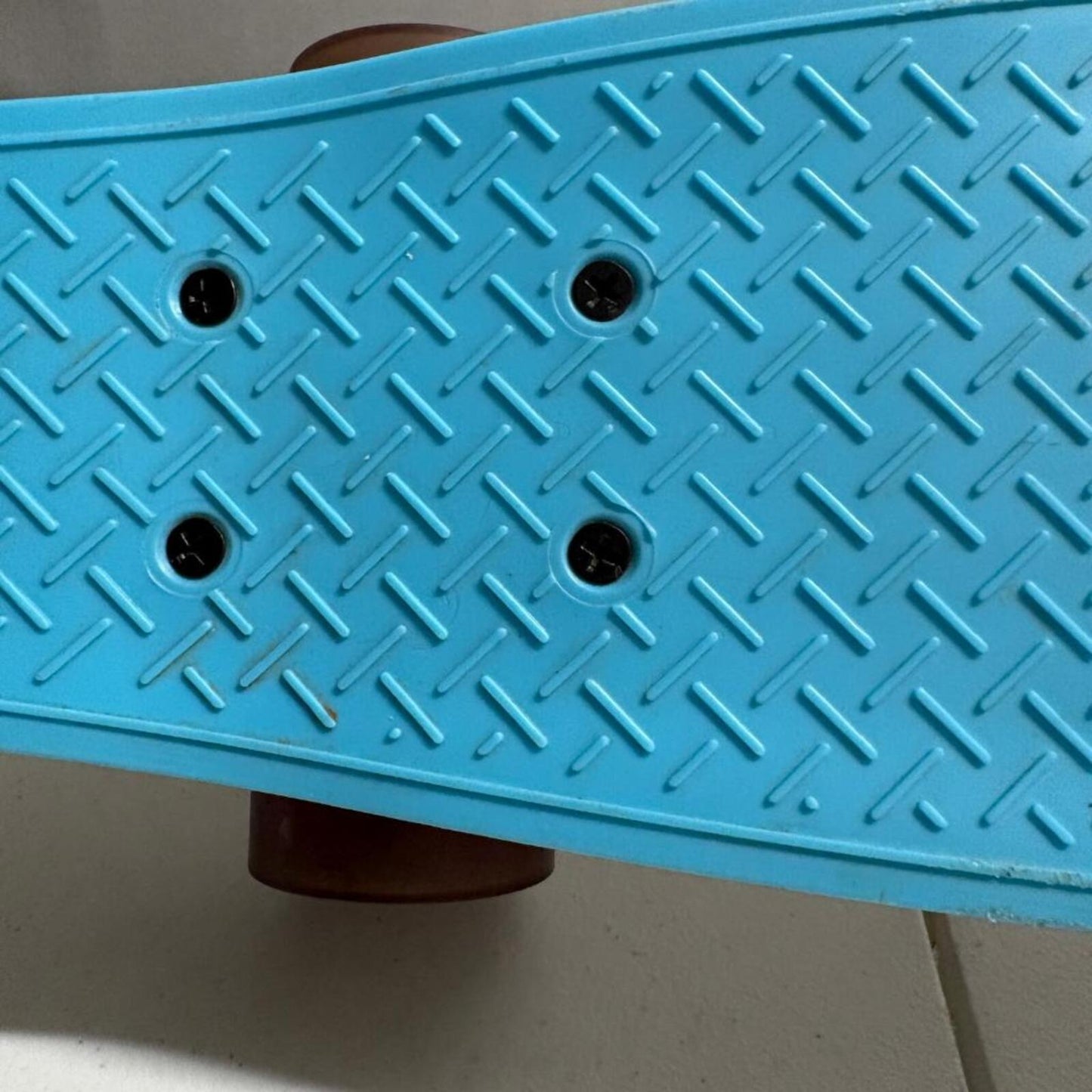 Madd Gear Retro Plastic Cruiser Skateboard 22 Inch Blue Deck Tie Dye Bottom