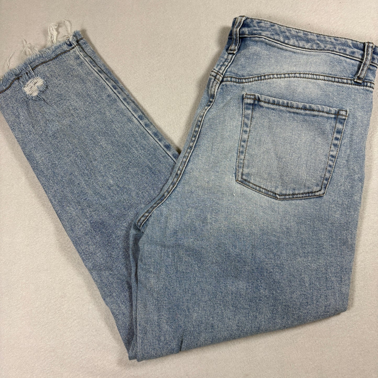 Wild Fable Distressed Jeans Womens Size 14 Light Wash High Rise Ripped Mom Fit
