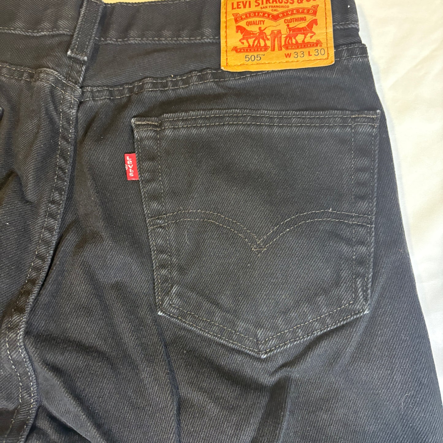 Baggy Levi’s 505 Black Jeans Men’s W33 L30 Straight Fit Denim Pants Classic