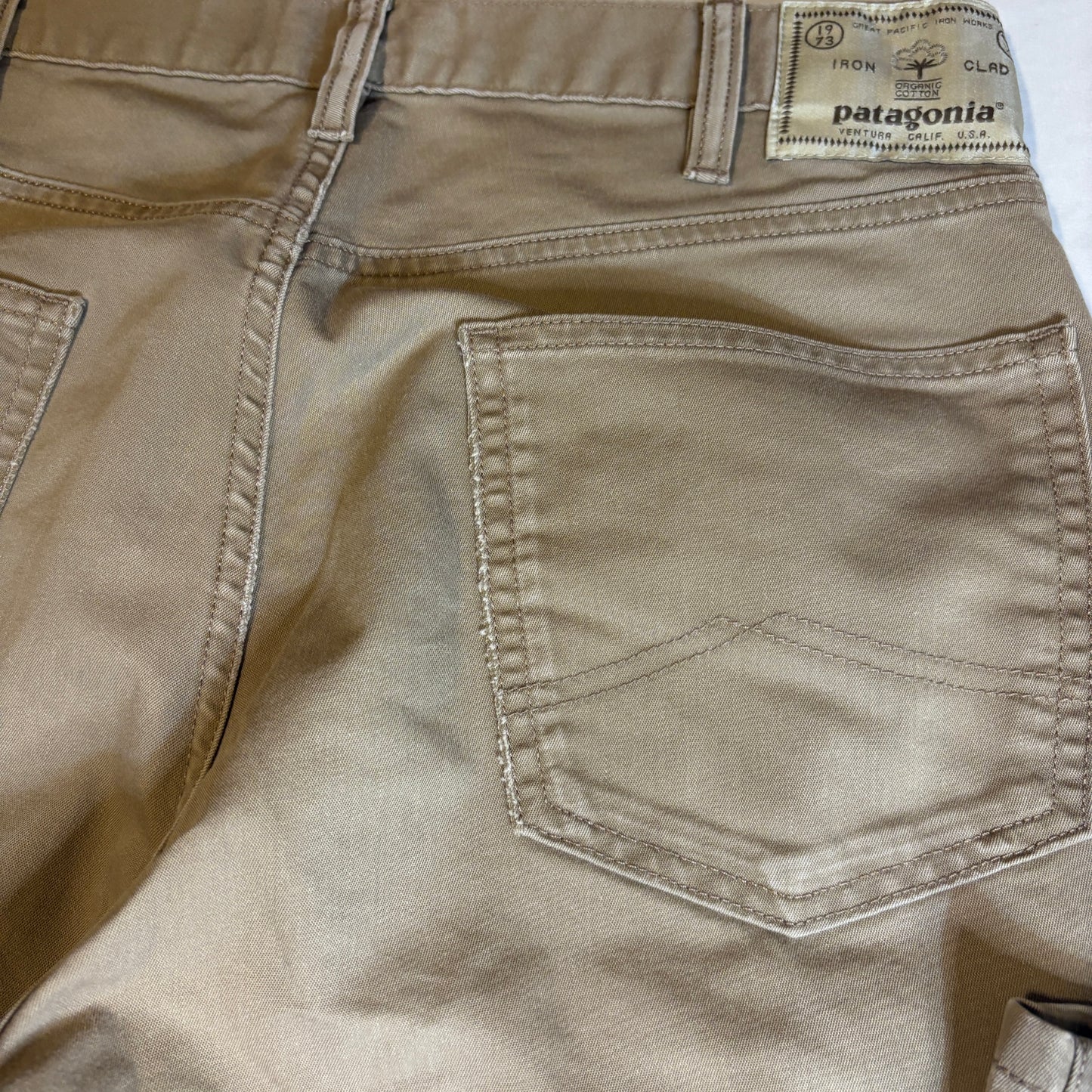 Patagonia Mens Pants 31x32 Khaki Casual Straight Leg Organic Cotton Workwear