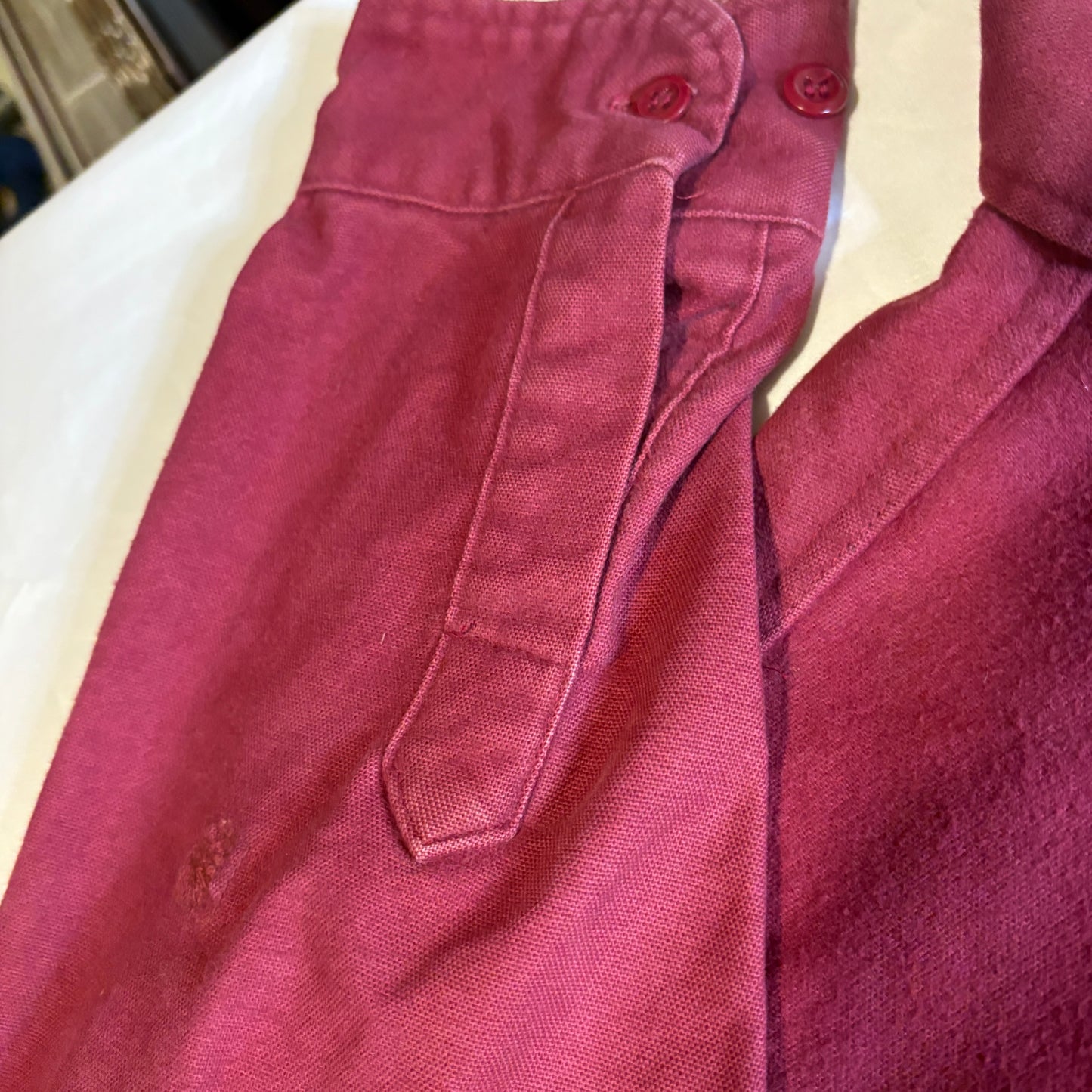 Cabela’s Shirt Men’s Long Sleeve Button Front Burgundy Maroon Outdoor Workwear
