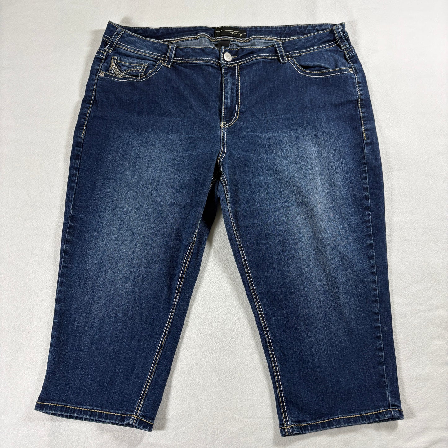 Venezia Womens 22 Plus Size Capri Jeans Stretch Dark Wash Denim