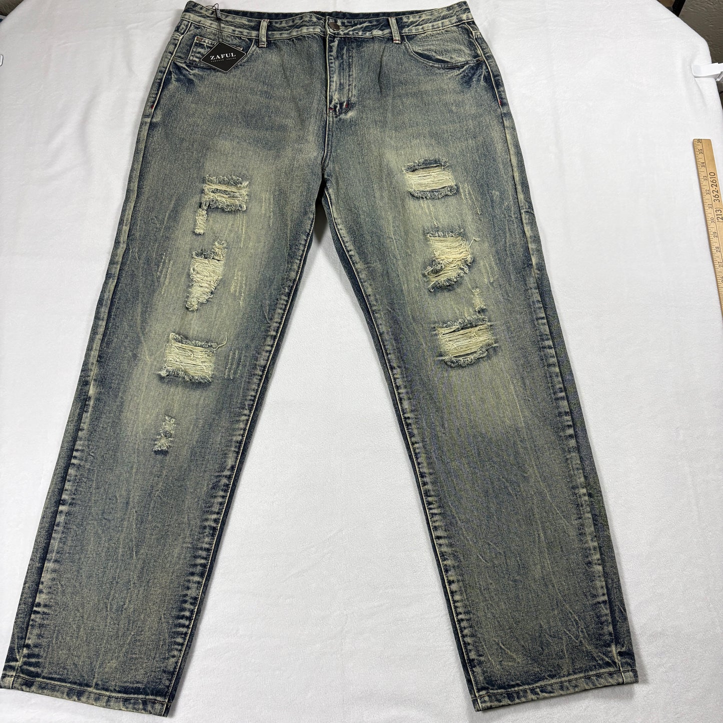 Mens Distressed Jeans Size 38 Vintage Wash Straight Leg Ripped Denim Y2K Style