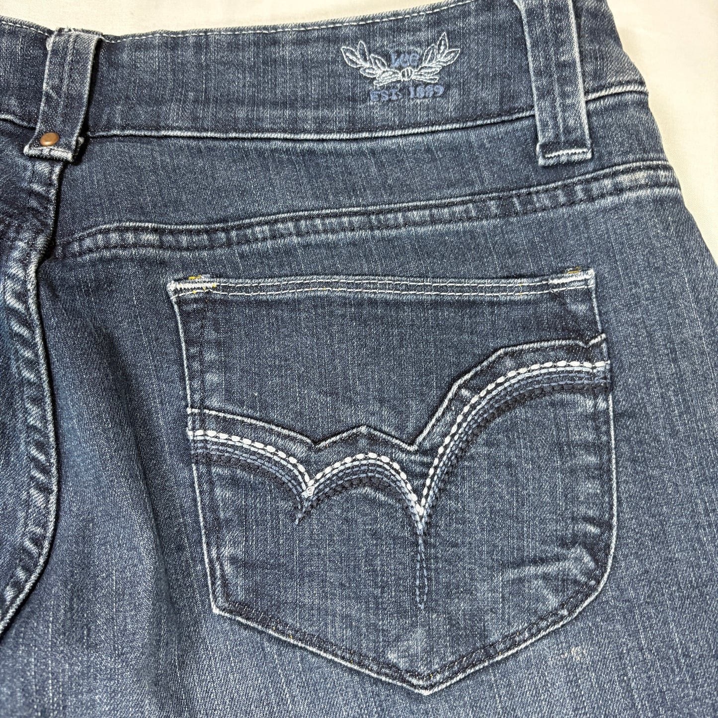 Lee Perfect Fit Bootcut Jeans Women’s Size 12 Short Blue Denim Stretch Baggy Y2K