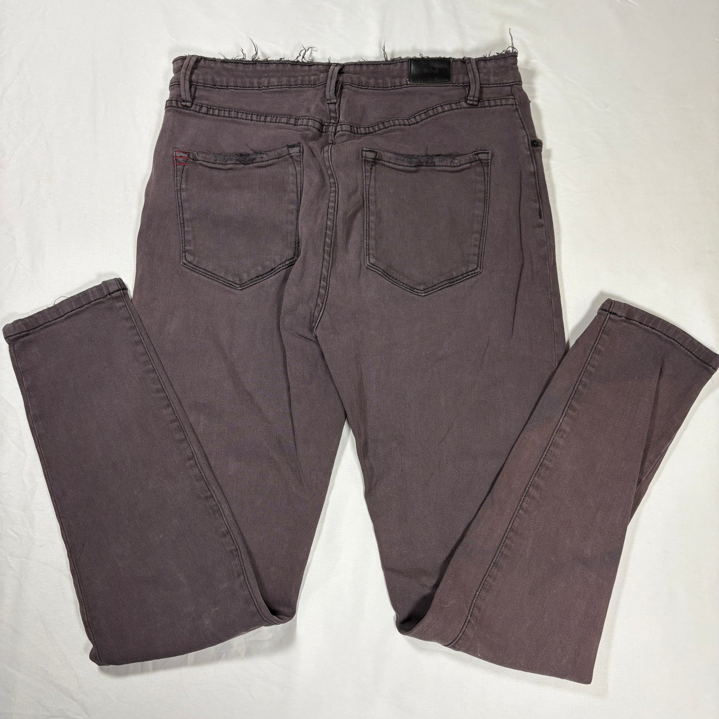 BDG Jeans Women’s 30W 29L High Rise Twig Ankle Gray Slim Raw Hem Floral Patch