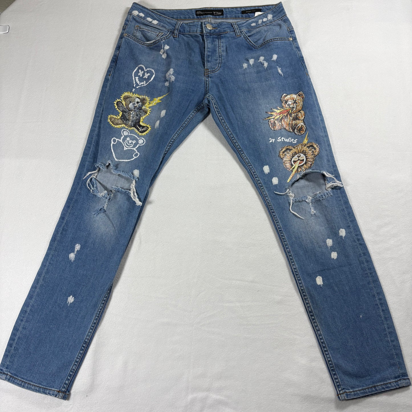 2Y DNM Jeans Mens 34 Skinny Distressed Teddy Bear Graphic Y2K Streetwear 90s Art