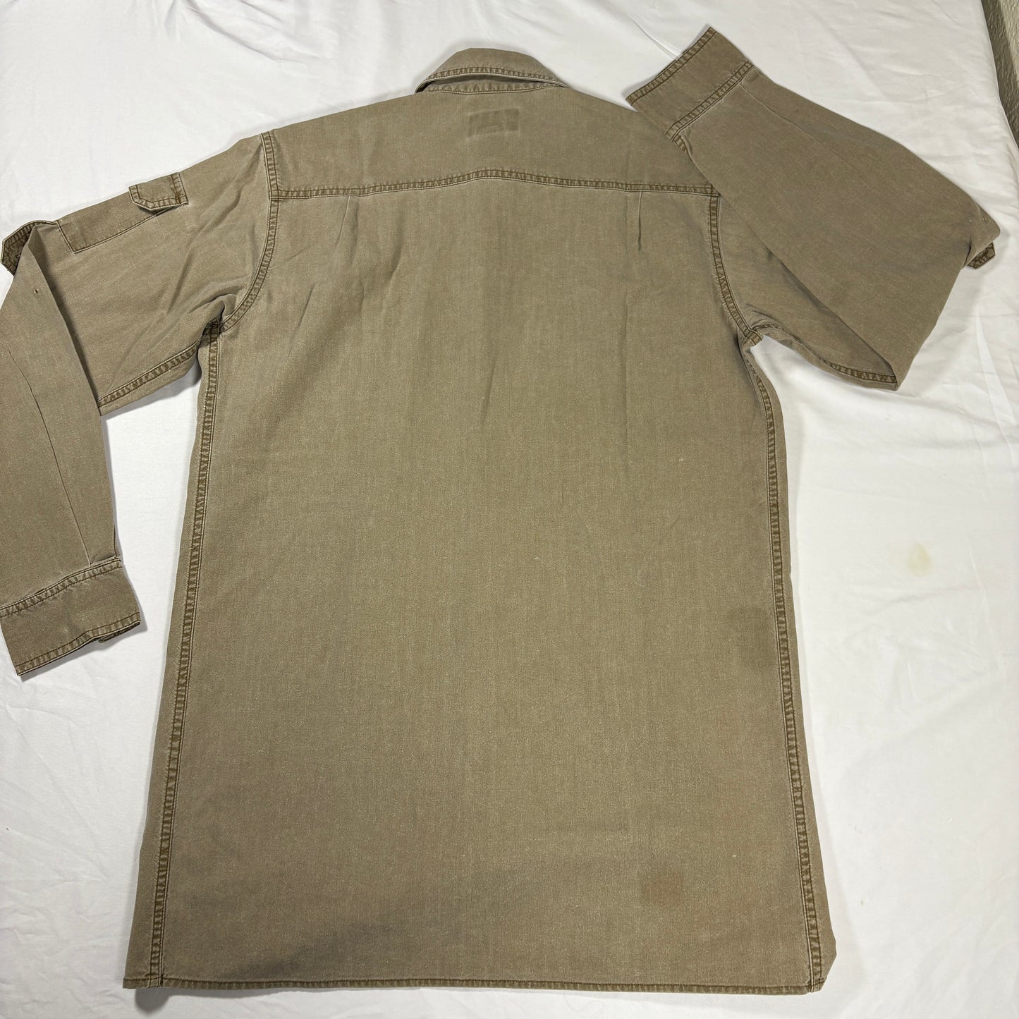 Cabela's Outdoor Gear Shirt M Tall Khaki Button Up Utility Pockets 100% Cotton