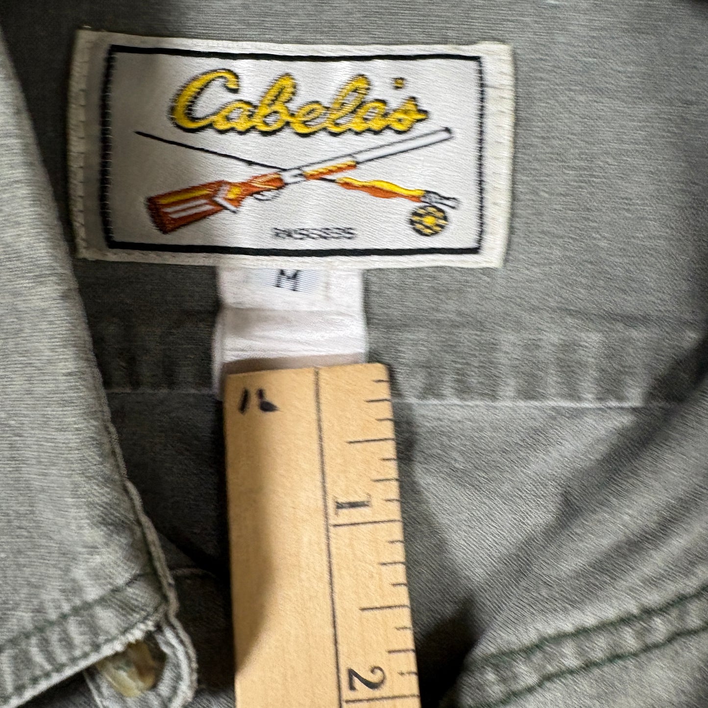 Cabela's Shirt M Green Utility Safari Outdoor Button Up Pockets Epaulets Cotton
