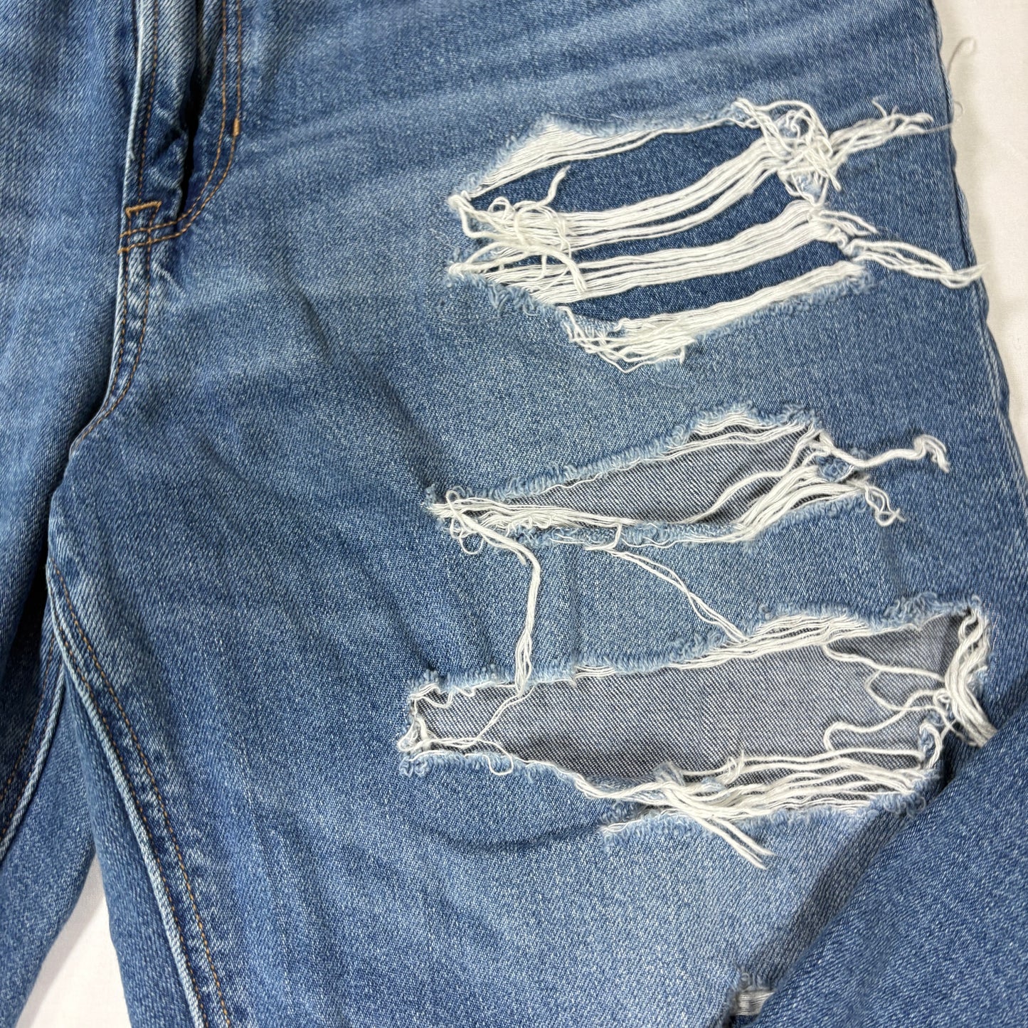 American Eagle Ripped Jeans Women 14 Short Distressed Strigid Blue Denim