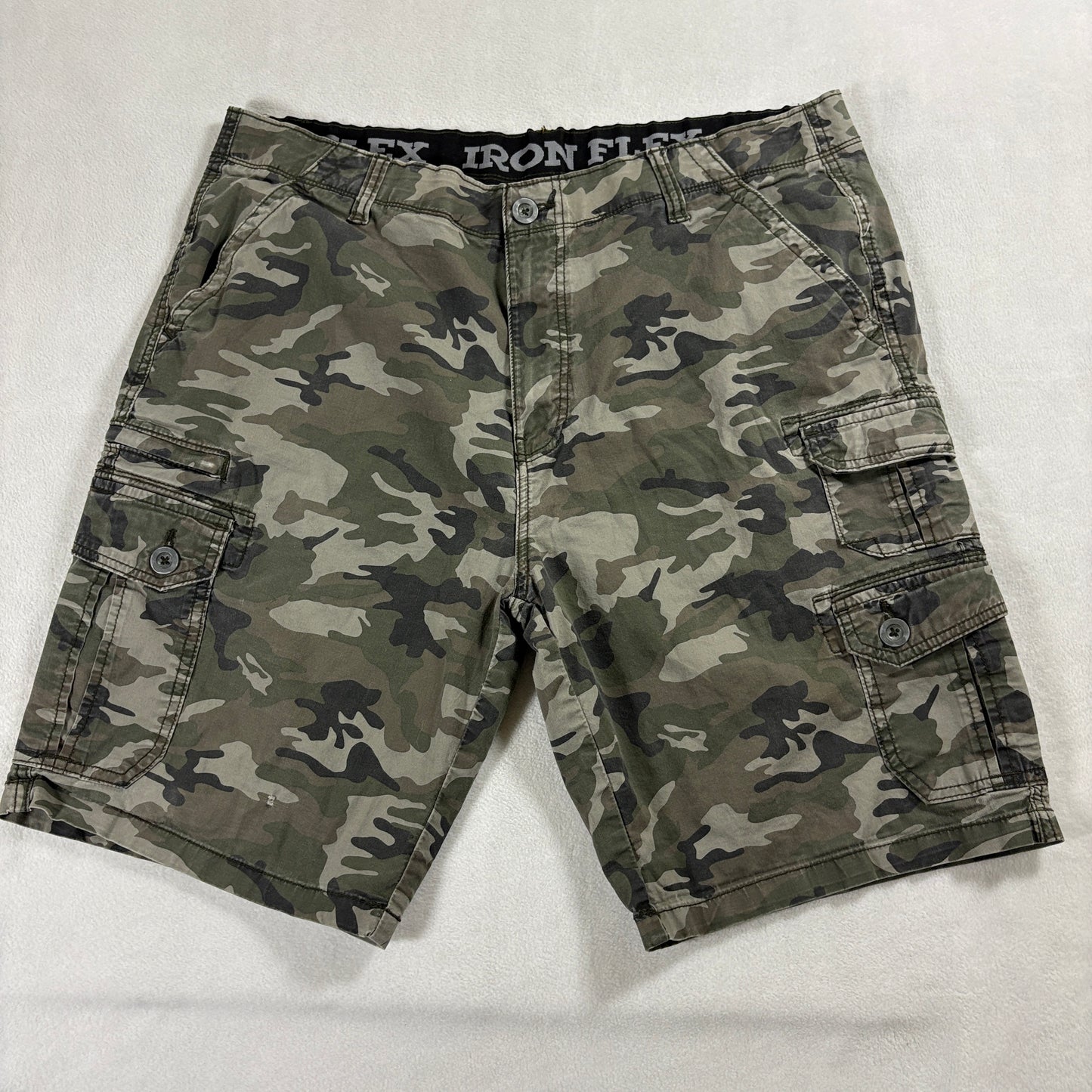 Iron Flex Cargo Shorts Camo Utility Military Size 36 Fits Like 37 Mens Stretch