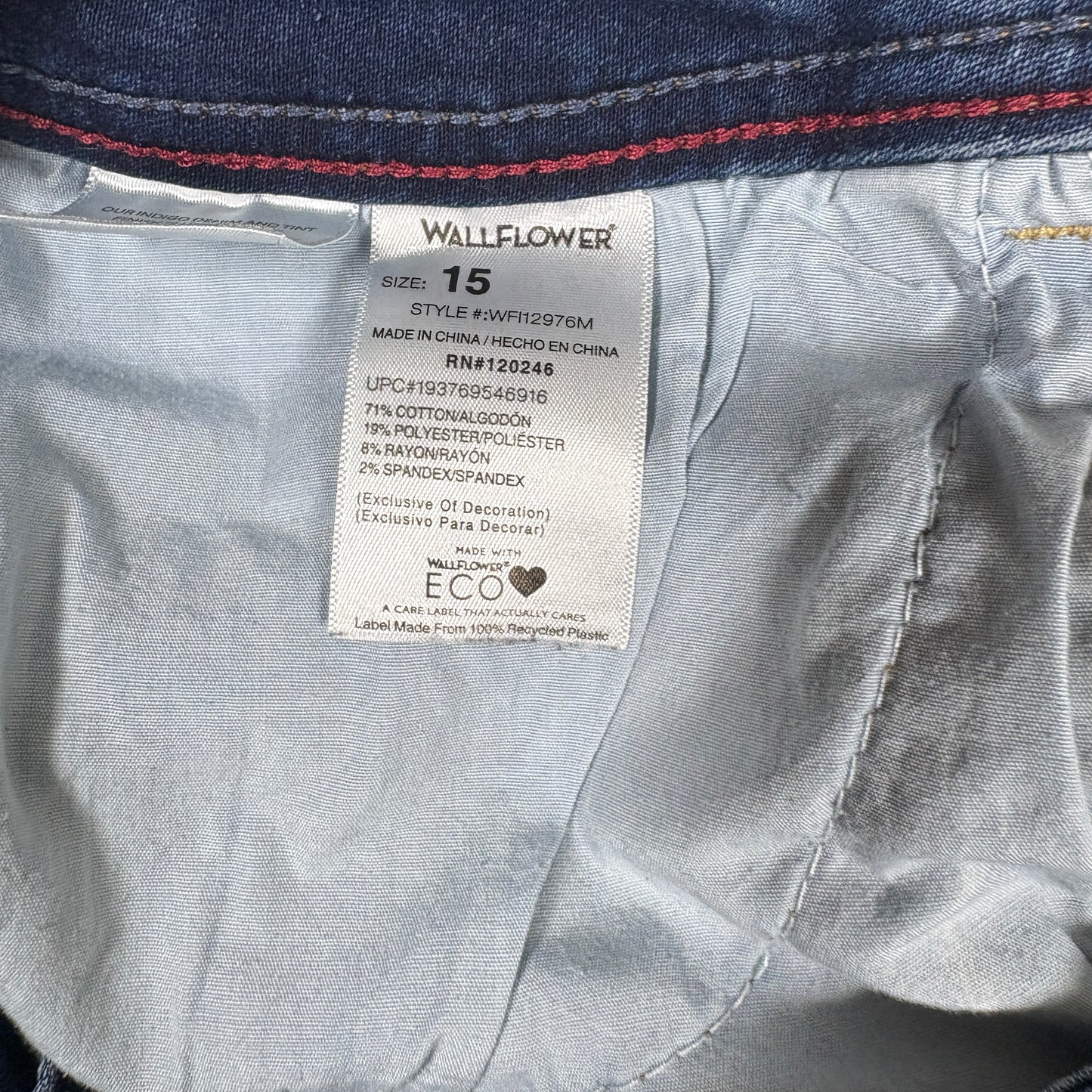 WallFlower Ultra Fit Jeans Women Sz 15 Blue Raw Hem Stretch Denim Casual Pants