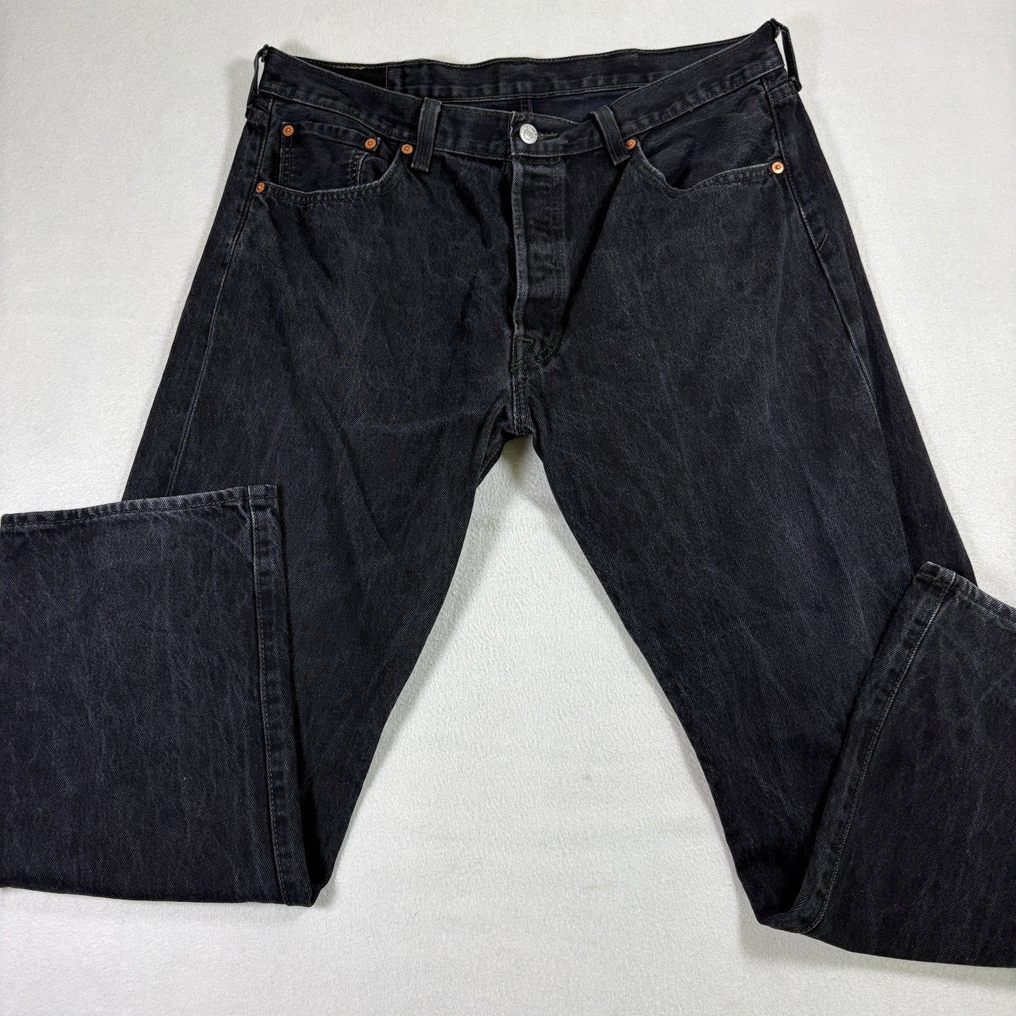 Levi’s 501 Mens Jeans 38x30 Black Button Fly Straight Leg Denim Vintage Wash