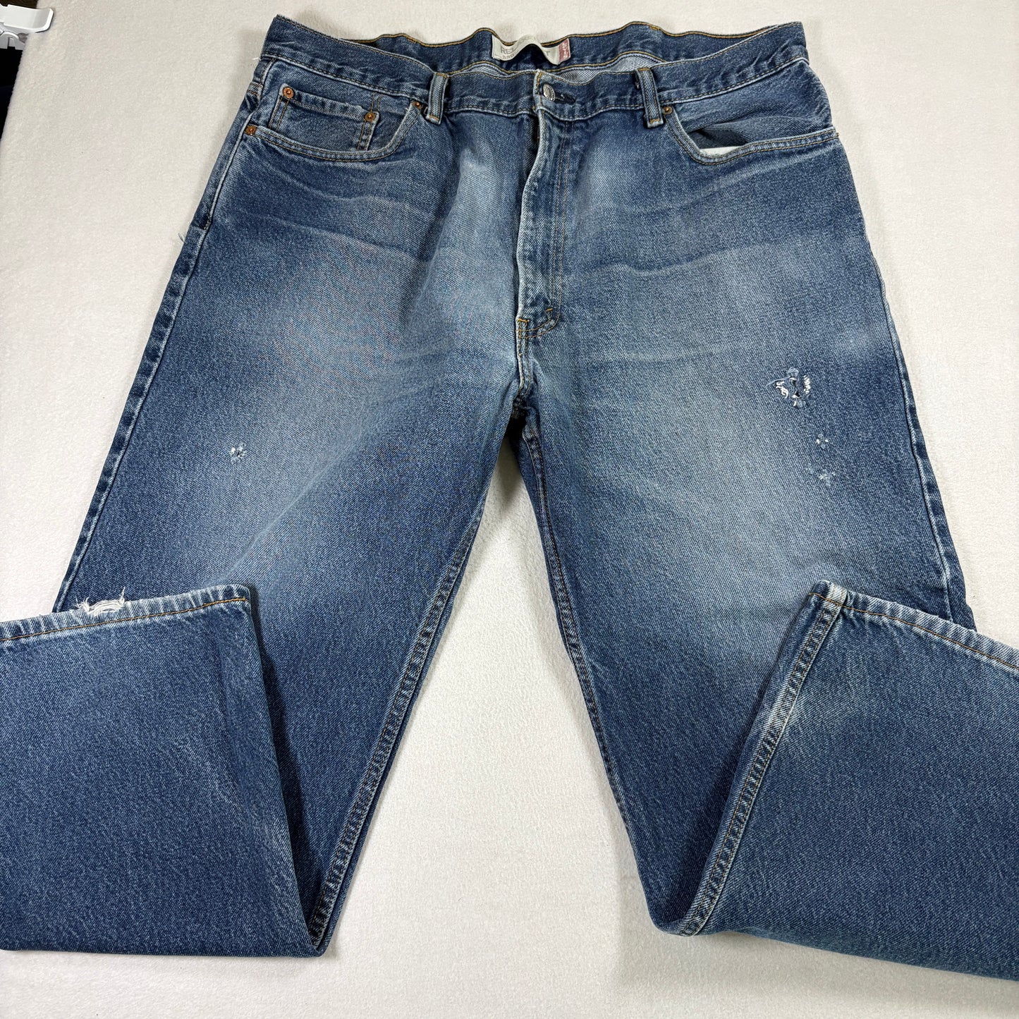 Levi’s 550 Mens Jeans 42x30 Blue Relaxed Fit Tapered Leg Distressed Denim