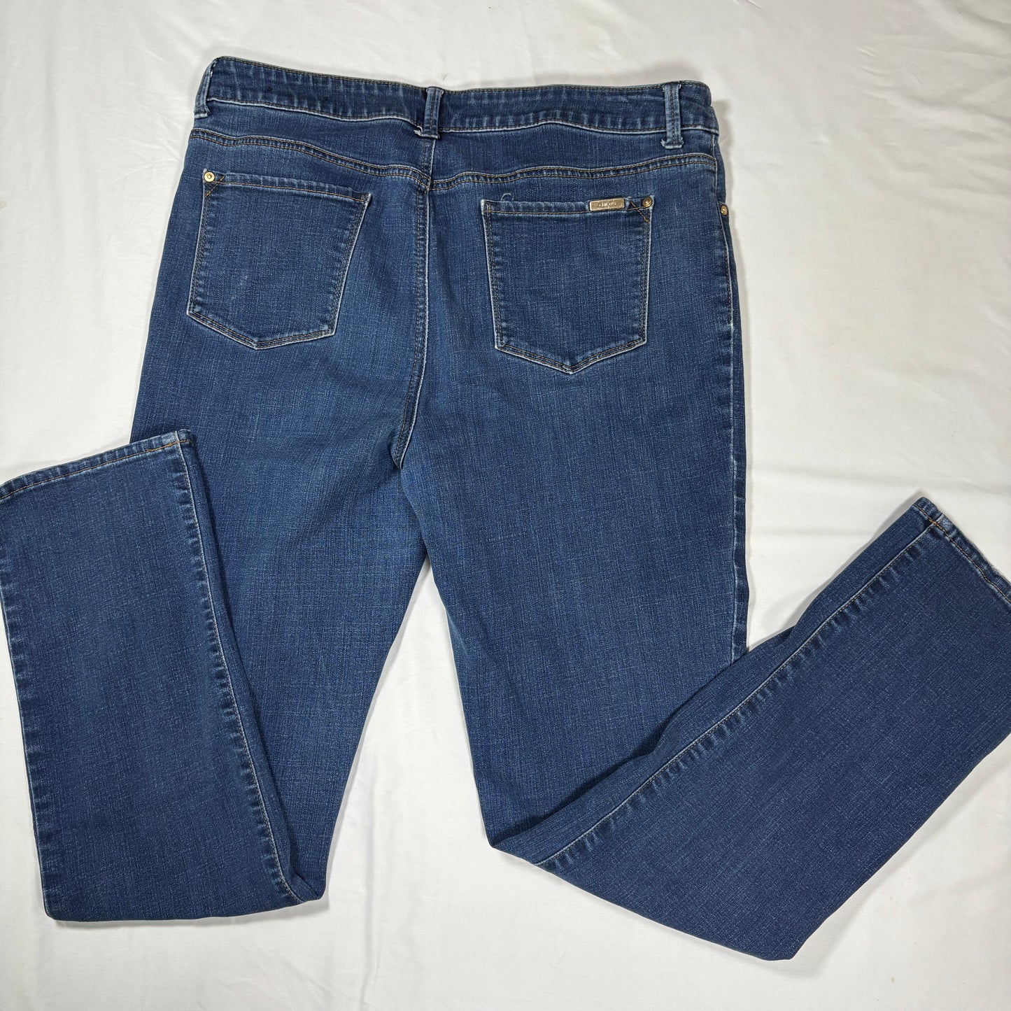 Chico’s So Slimming Jeans Women 2 Reg Blue Stretch Straight Denim Classic Pants