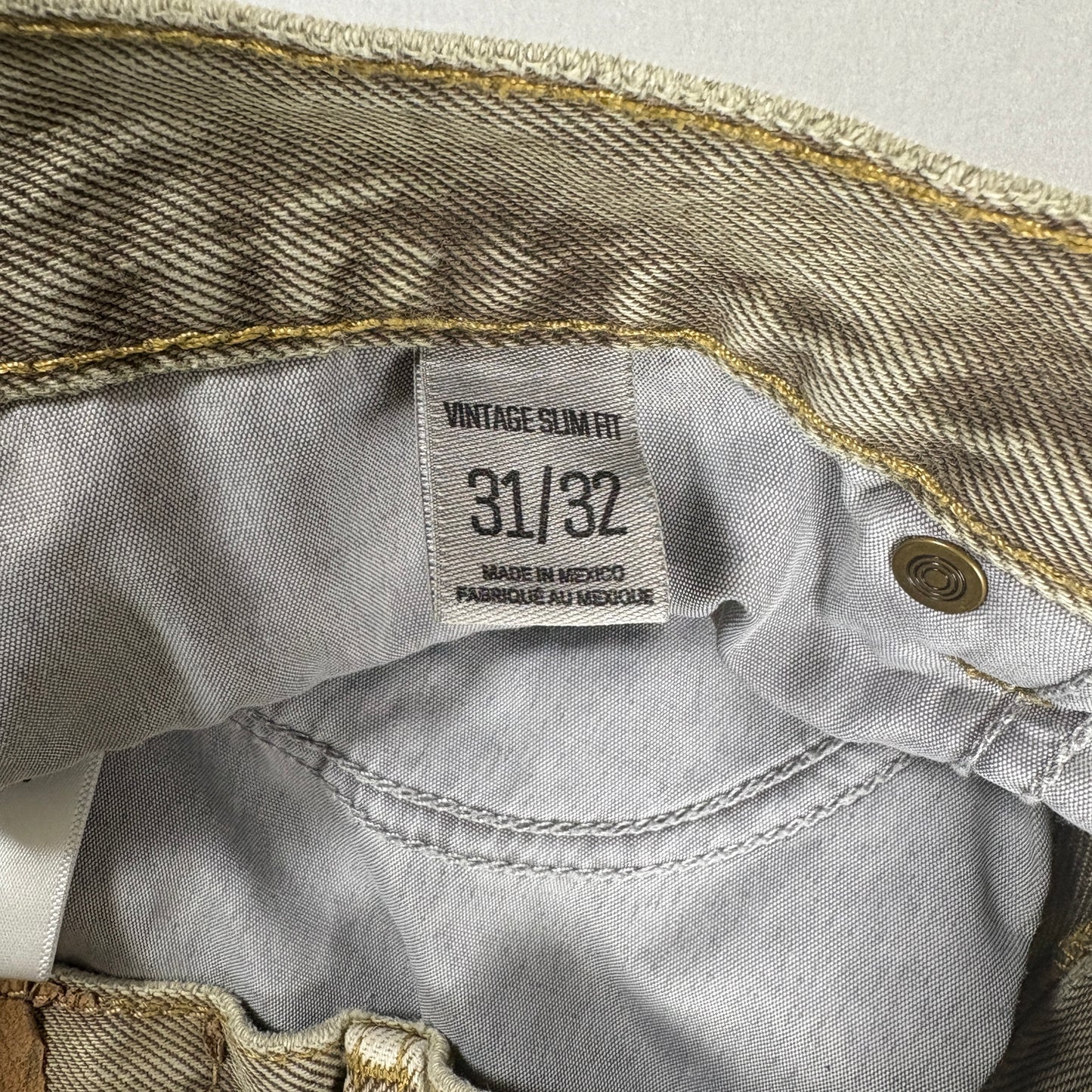 BDG Urban Outfitters Men’s 31x32 Vintage Slim Fit Distressed Jeans Khaki Tan