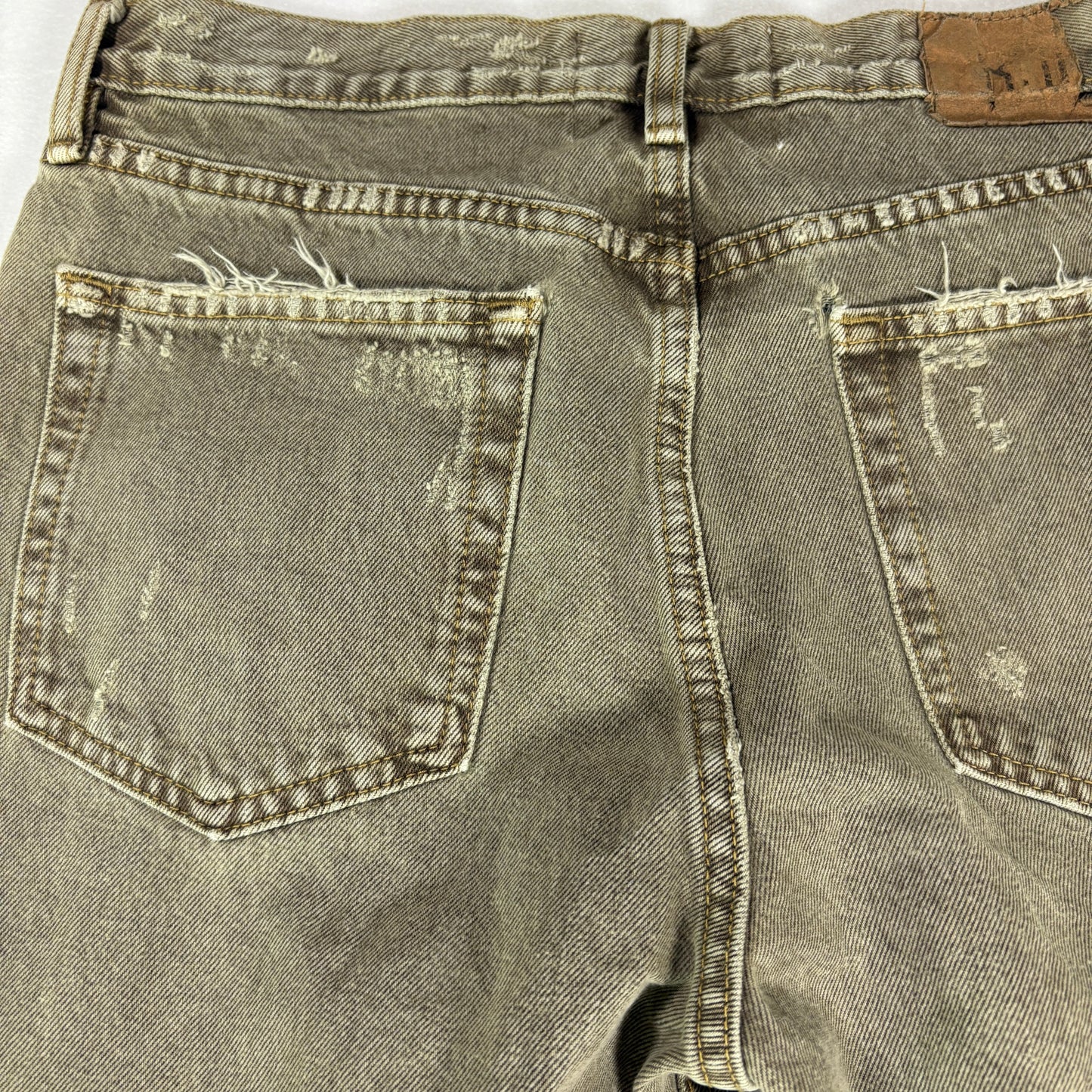 BDG Urban Outfitters Men’s 31x32 Vintage Slim Fit Distressed Jeans Khaki Tan