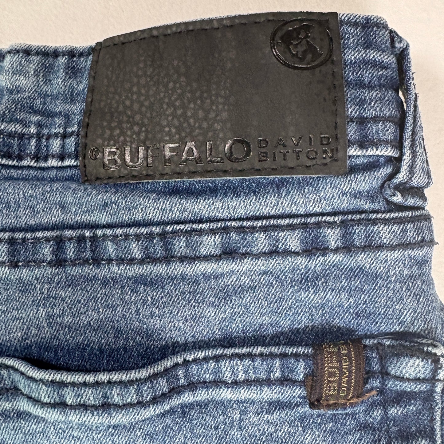 Buffalo David Bitton Men’s 16 Max Skinny Fit Jeans Blue Stretch Denim Faded Wash