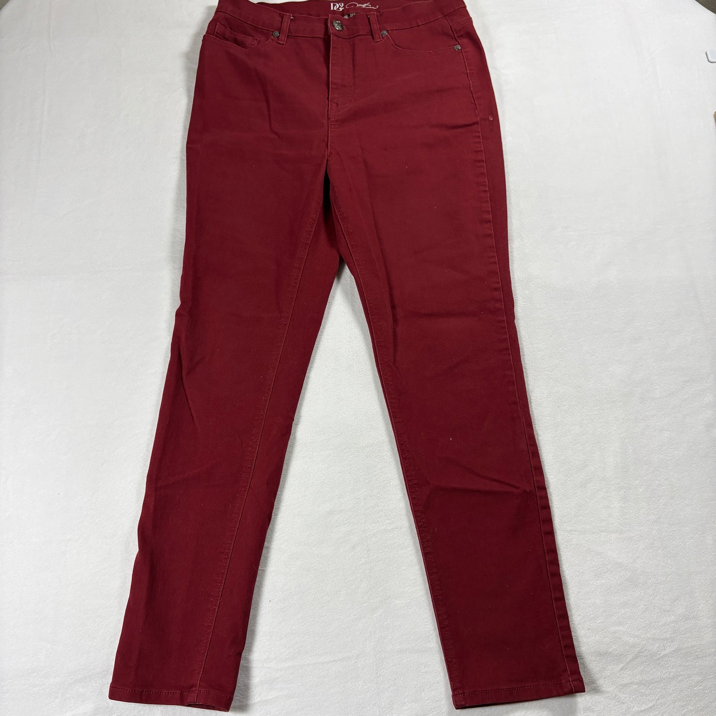 D2 Skinny Jeans Womens Size 12 Burgundy Stretch Mid Rise Casual Style Denim Fit!