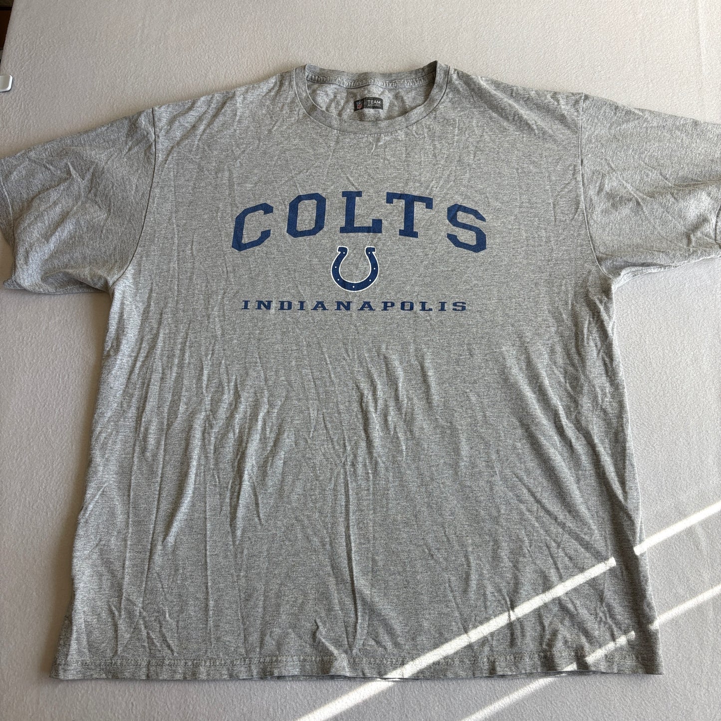 Indianapolis Colts NFL Team Apparel Graphic T Shirt Gray Mens XL Football Fan Tee