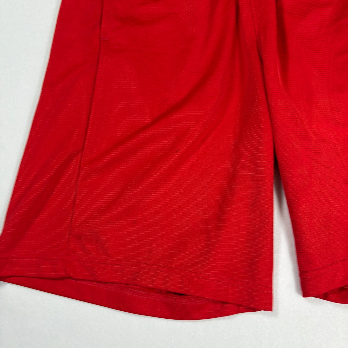 Nike Dri-Fit Basketball Shorts Men’s M Red Black Elastic Waist Big Swoosh Logo