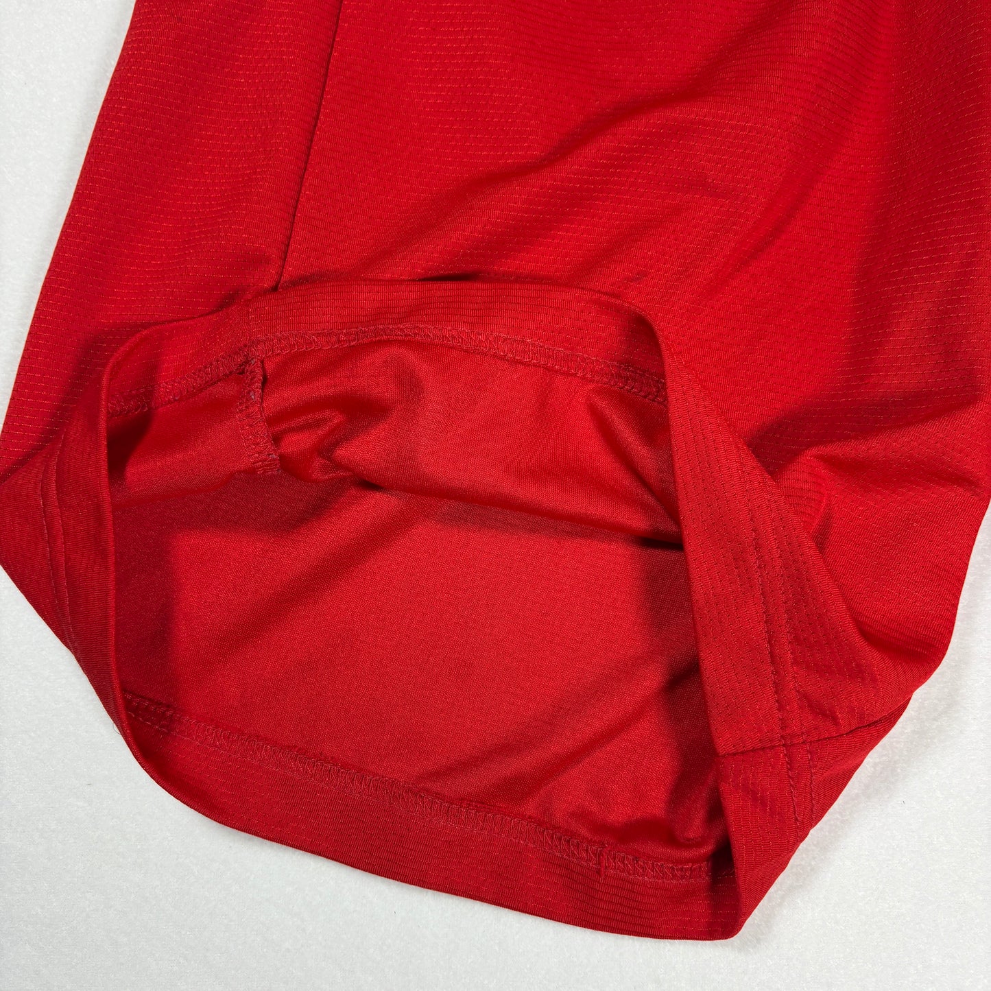 Nike Dri-Fit Basketball Shorts Men’s M Red Black Elastic Waist Big Swoosh Logo