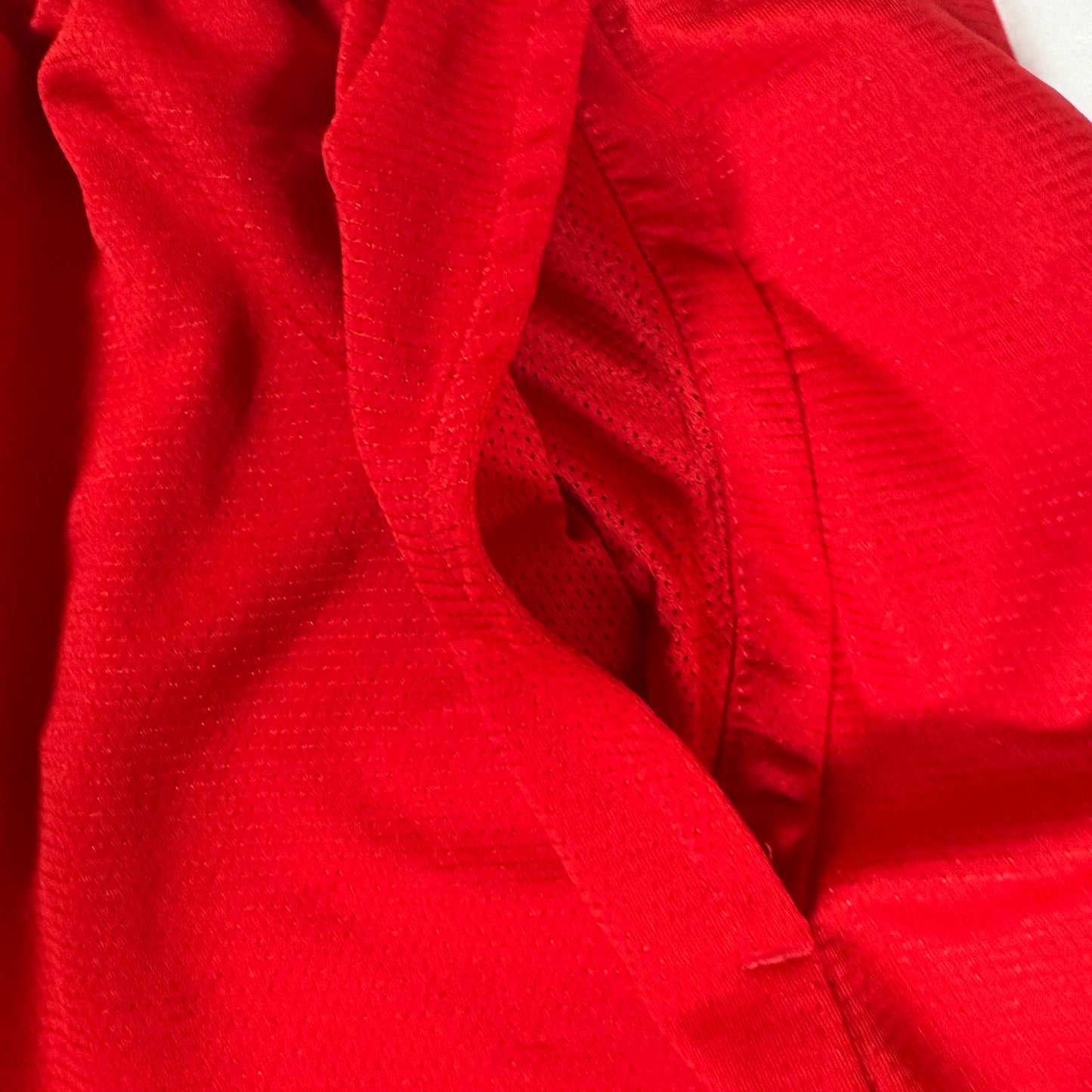 Nike Dri-Fit Basketball Shorts Men’s M Red Black Elastic Waist Big Swoosh Logo