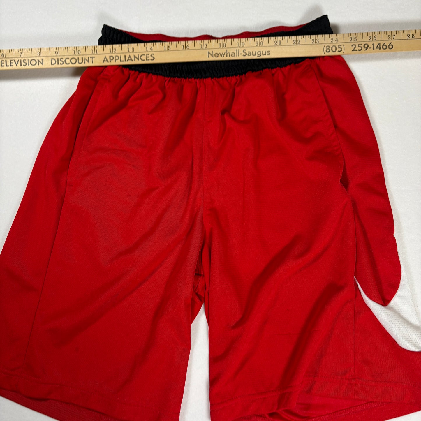 Nike Dri-Fit Basketball Shorts Men’s M Red Black Elastic Waist Big Swoosh Logo