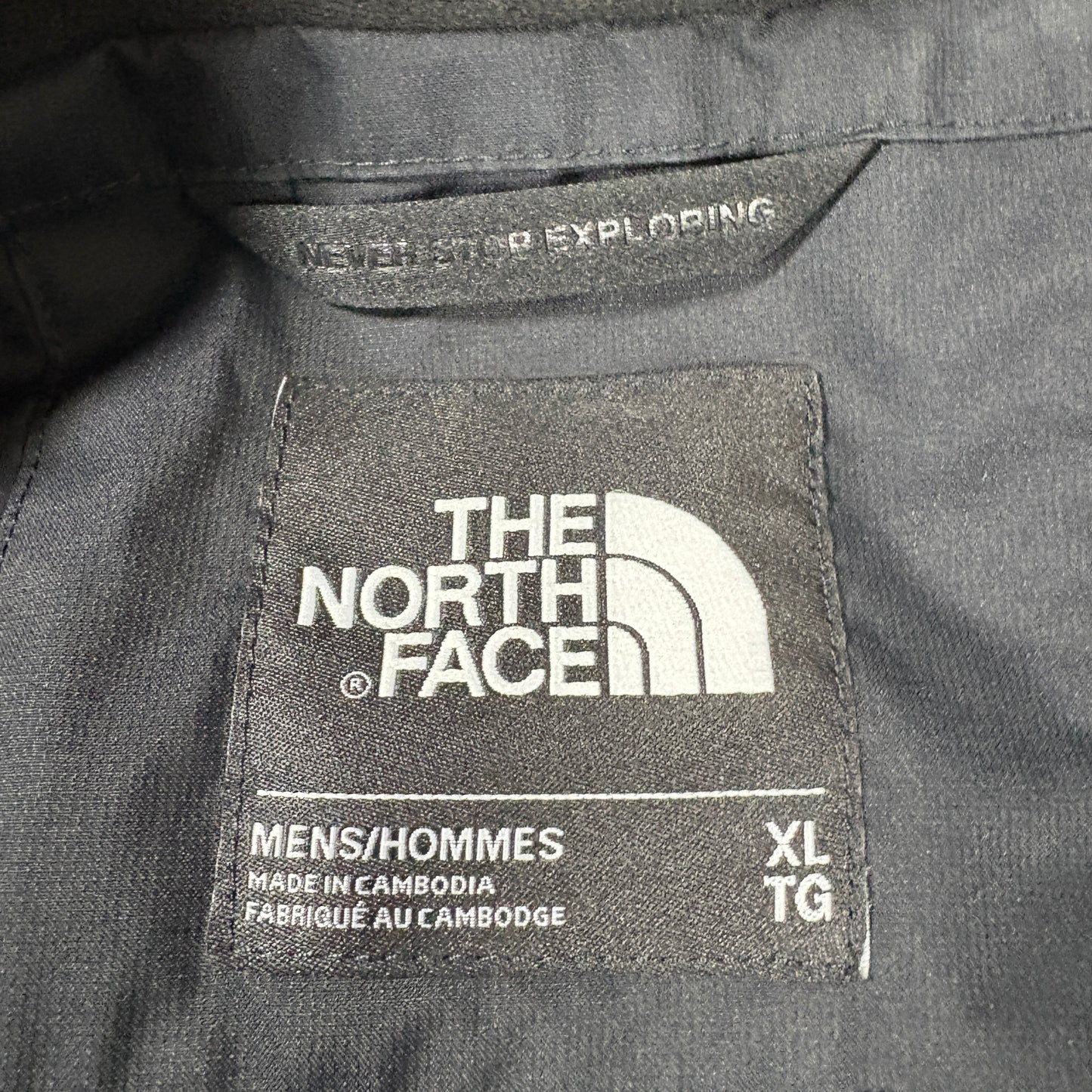 The North Face Men’s Black Hooded Full-Zip Windbreaker Jacket XL