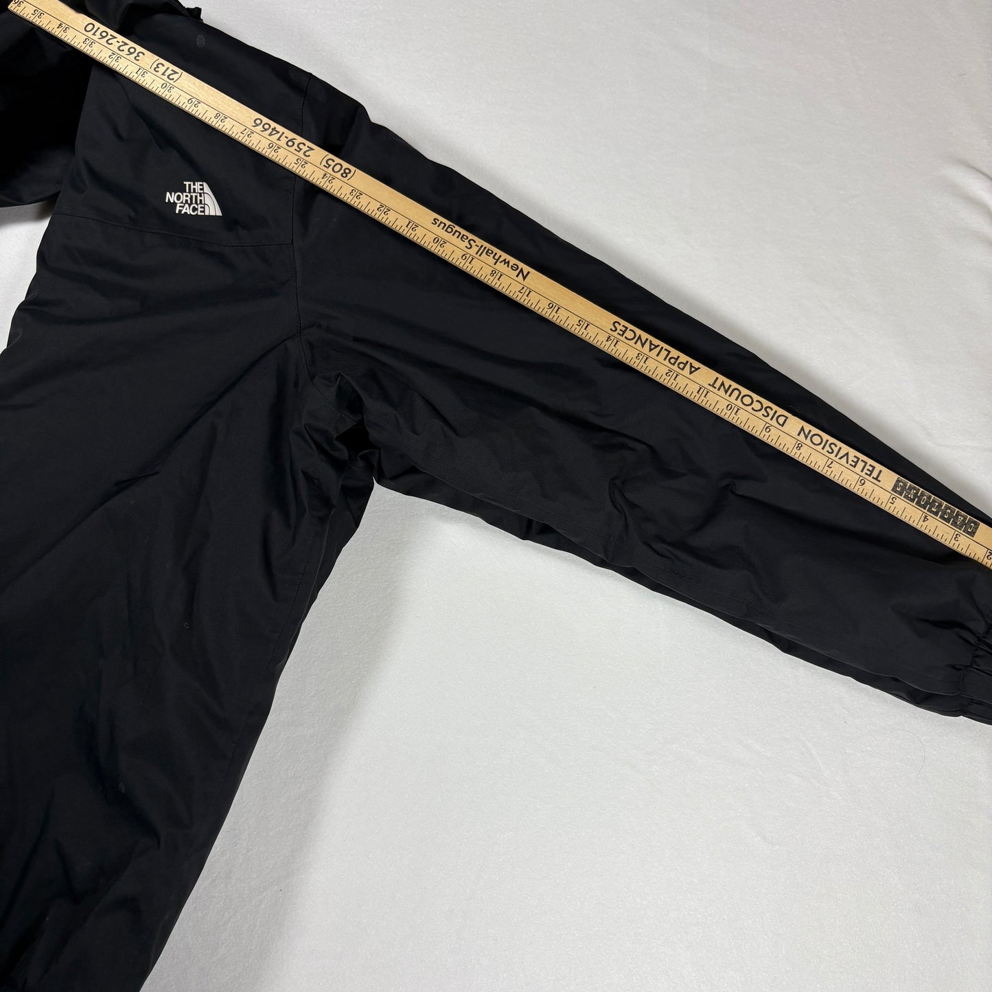 The North Face Men’s Black Hooded Full-Zip Windbreaker Jacket XL