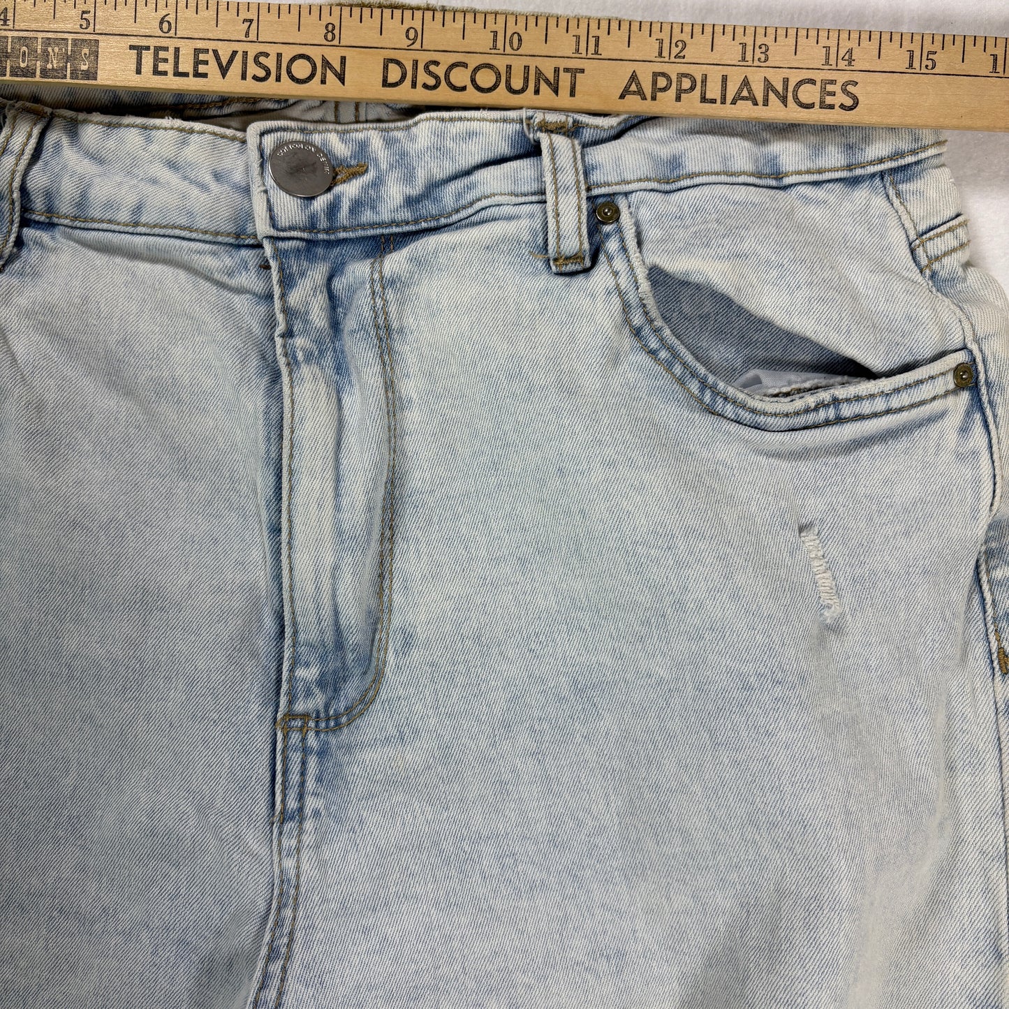 Cotton On Stretch Mom Jeans Women’s 10 Light Wash Baggy High Rise Distressed Denim