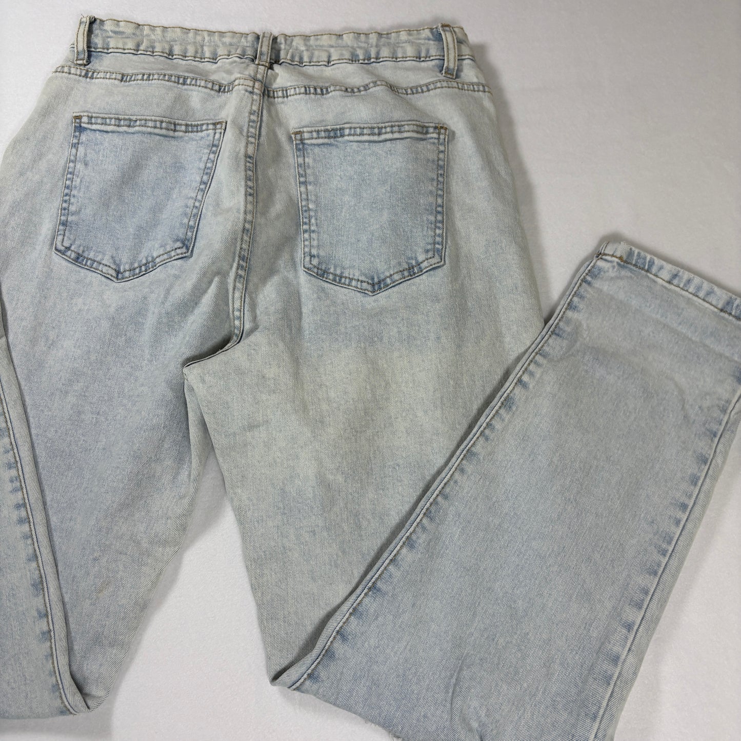 Cotton On Stretch Mom Jeans Women’s 10 Light Wash Baggy High Rise Distressed Denim