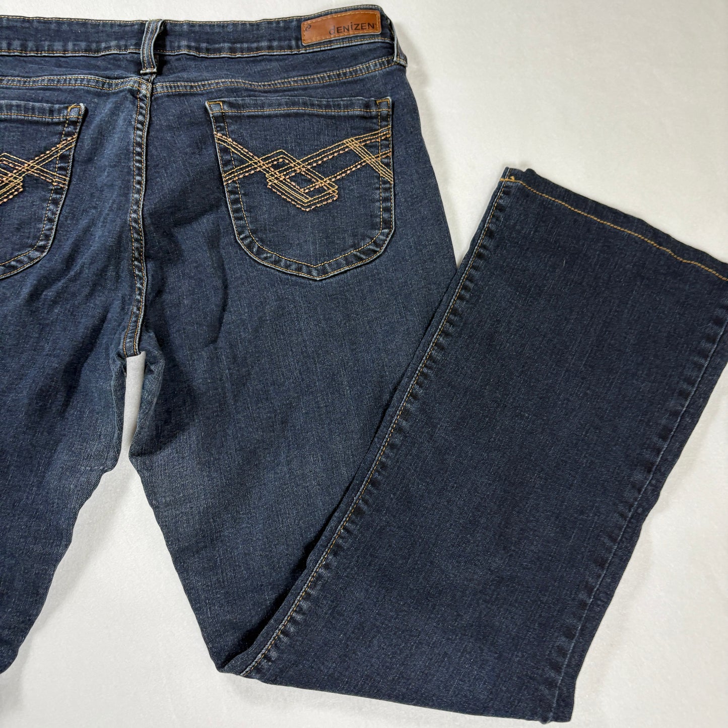 Denizen from Levi’s Totally Shaping Bootcut Jeans Women’s 14 Dark Wash Stretch