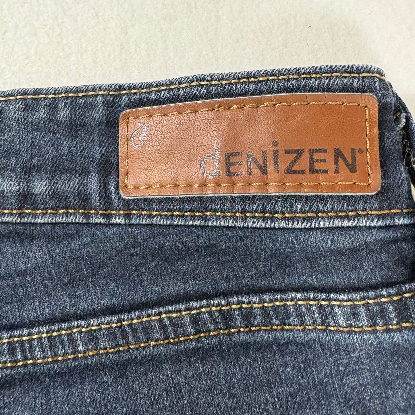 Denizen from Levi’s Totally Shaping Bootcut Jeans Women’s 14 Dark Wash Stretch