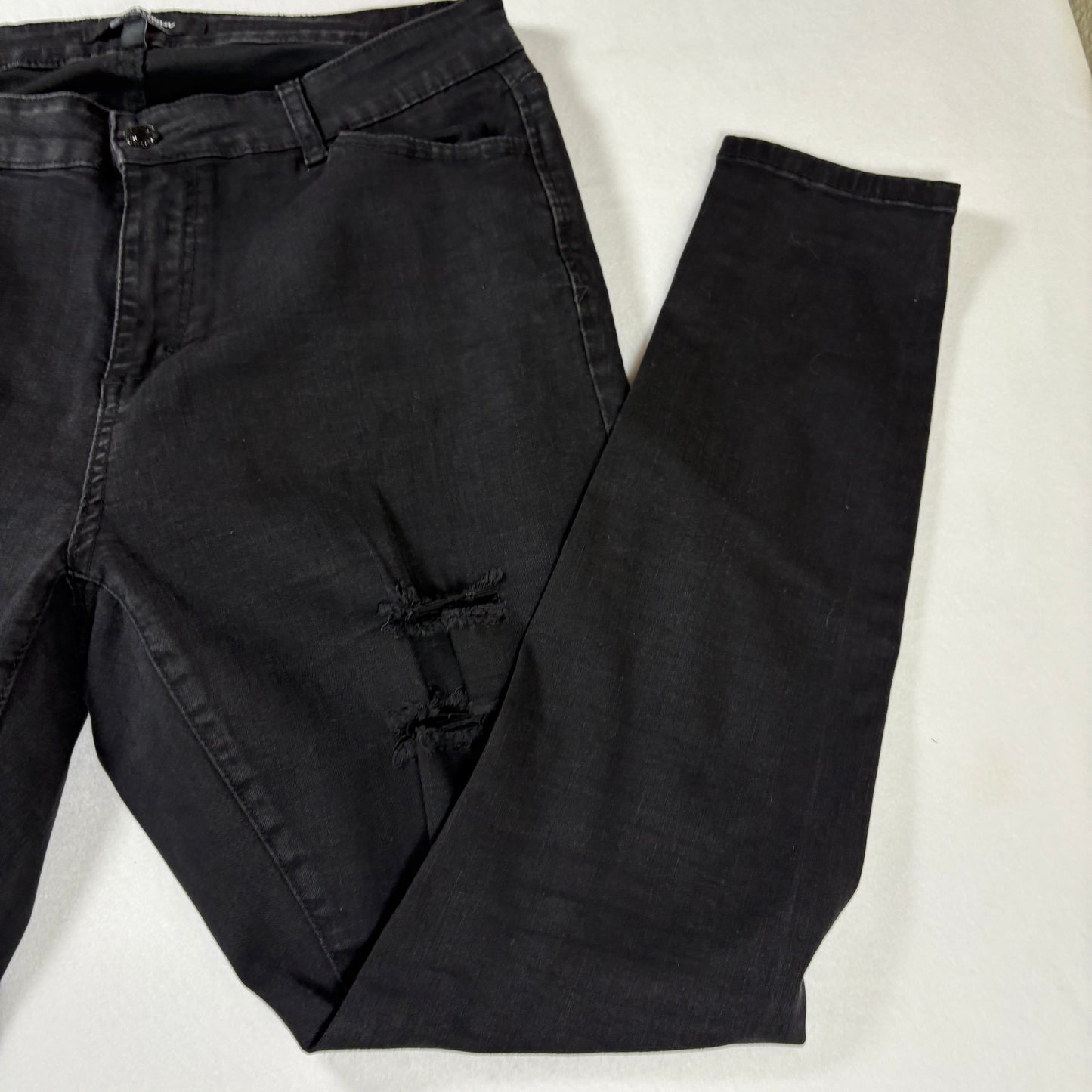 Wax Jean Los Angeles Women’s Skinny Jeans Black Distressed Ripped Denim 16