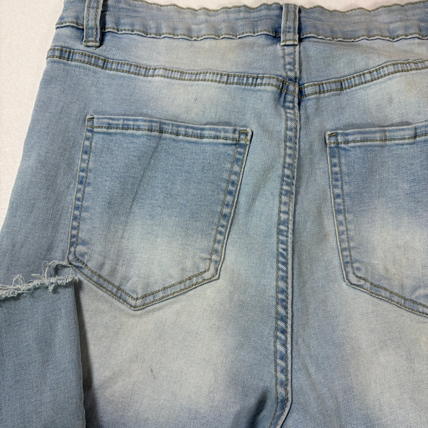 YMI Jeans Women’s Light Wash Denim Distressed Raw Hem Baggy Straight Leg