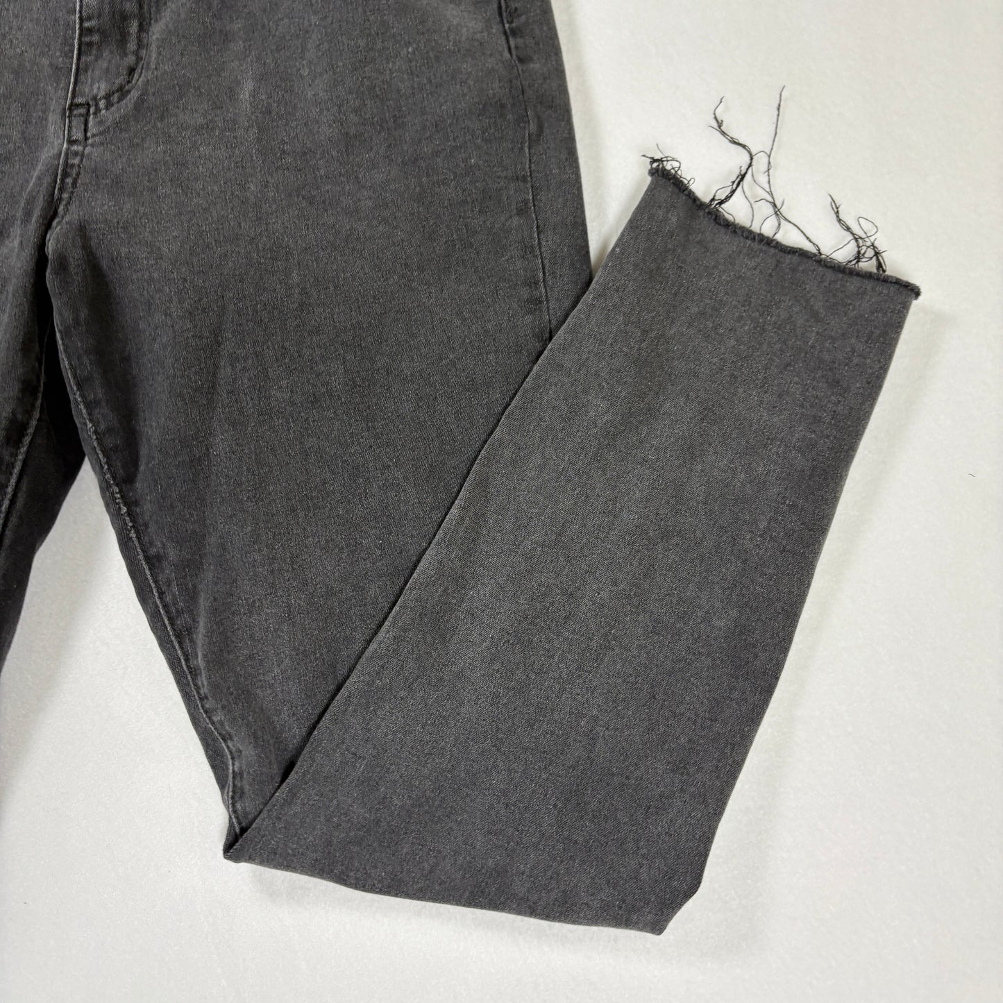 Cotton On Jeans Women’s 10 US Black High Rise Skinny Distressed Raw Hem