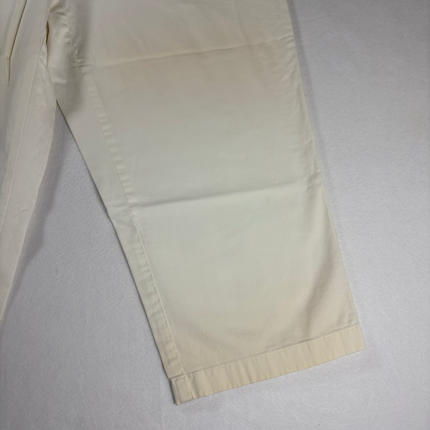 Covington Pants Women’s 14 Stretch Beige White Cropped Casual Capri