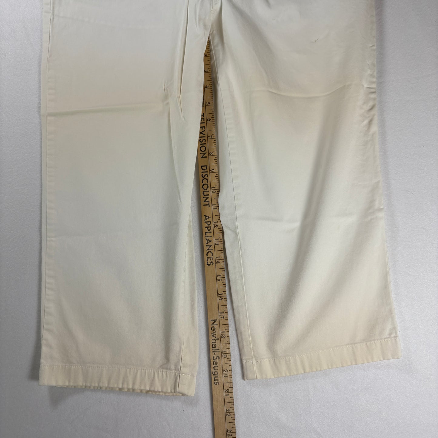Covington Pants Women’s 14 Stretch Beige White Cropped Casual Capri