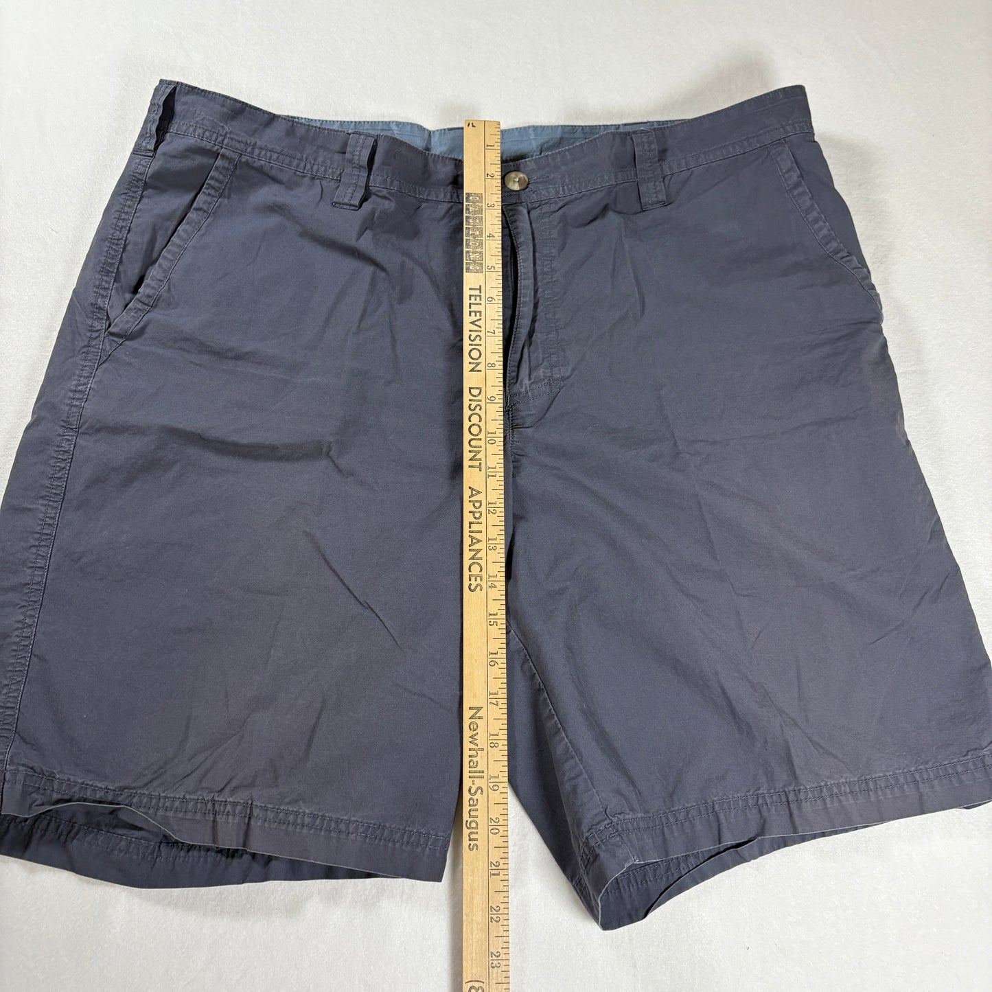 Columbia Shorts Men’s 40 Navy Blue Casual Outdoor Hiking Cotton Blend 10" Inseam
