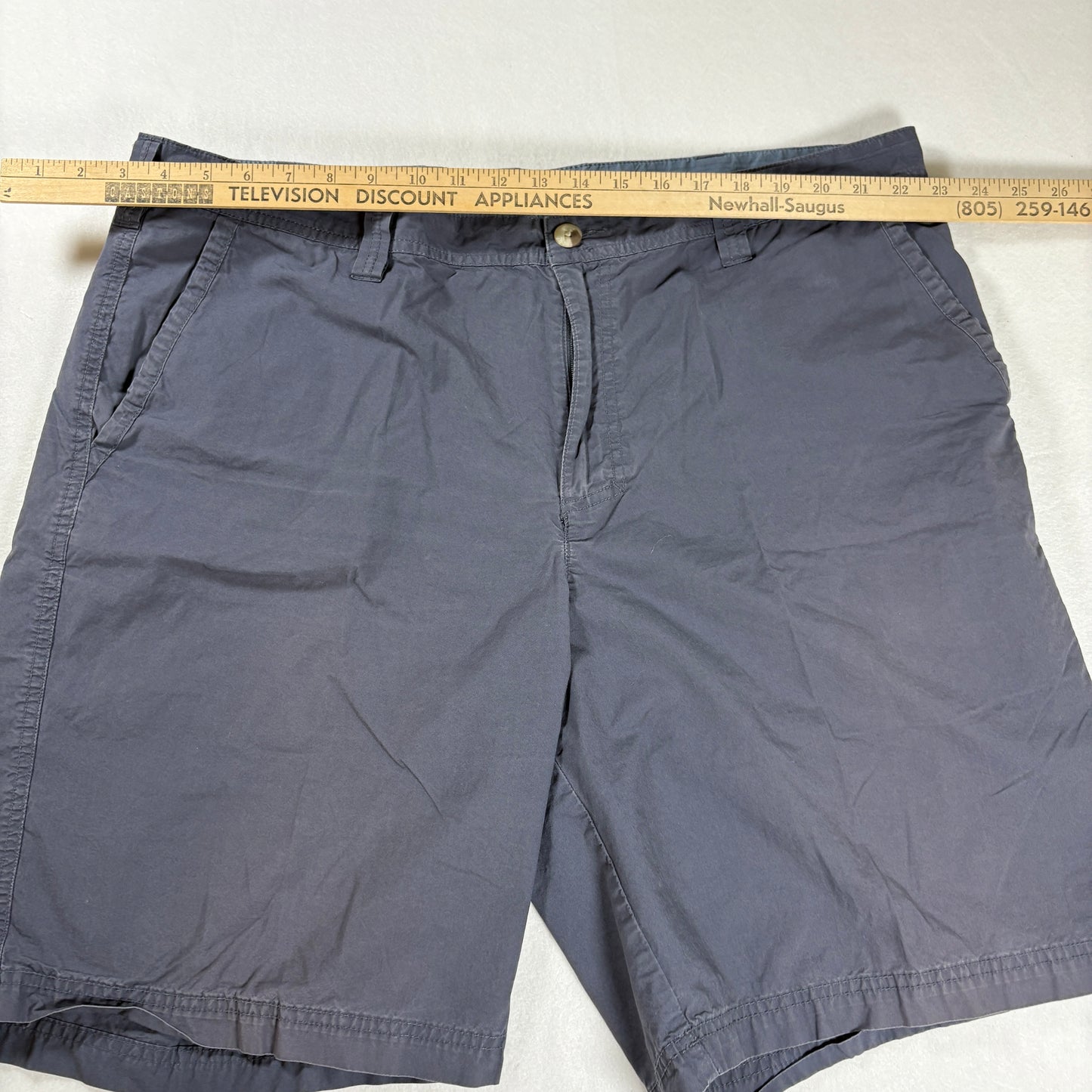 Columbia Shorts Men’s 40 Navy Blue Casual Outdoor Hiking Cotton Blend 10" Inseam