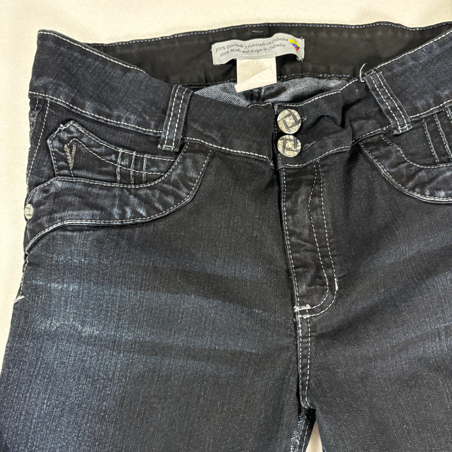 Colombian Jeans Women’s Black Denim Skinny Mid Rise Stretchy Dark Wash Pants
