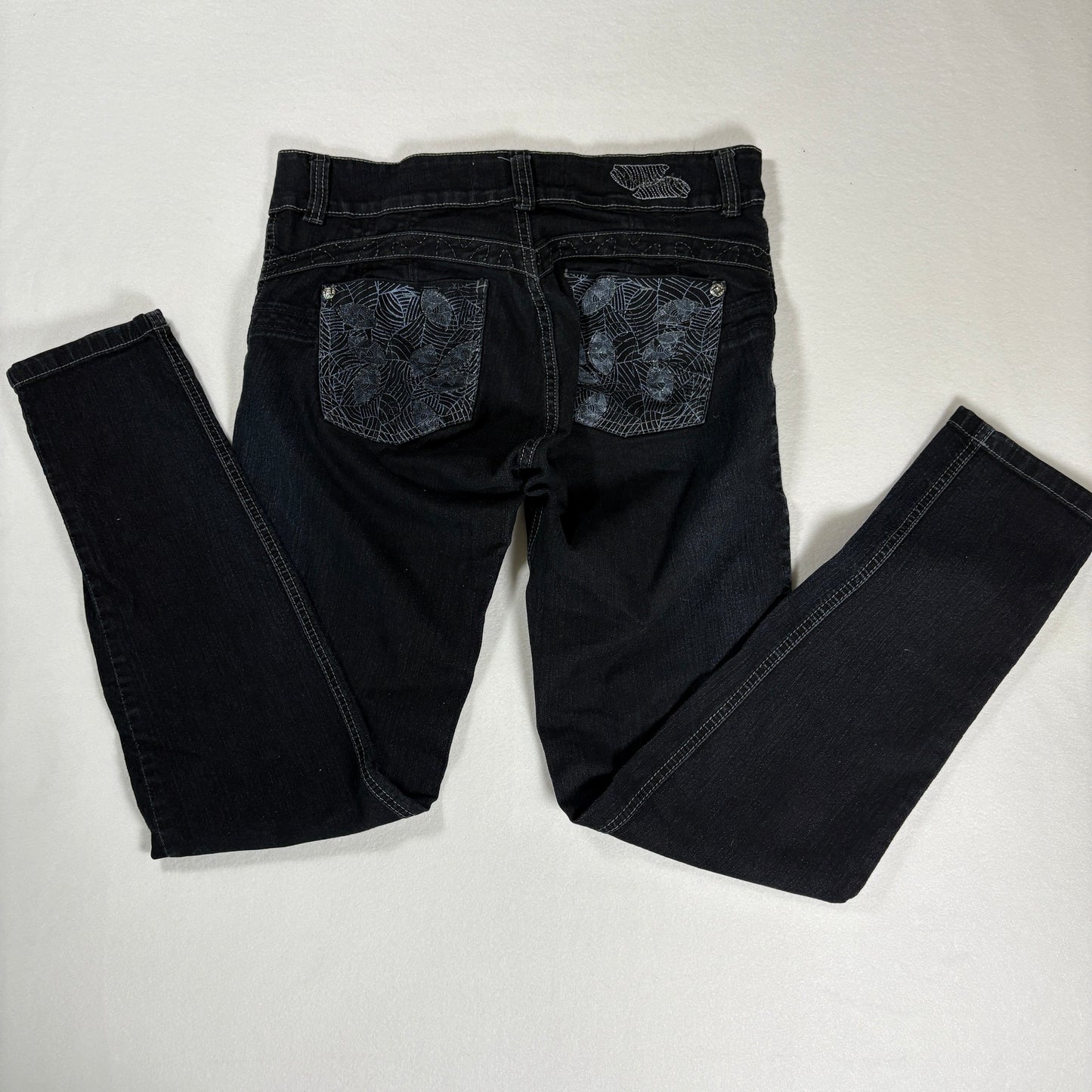 Colombian Jeans Women’s Black Denim Skinny Mid Rise Stretchy Dark Wash Pants