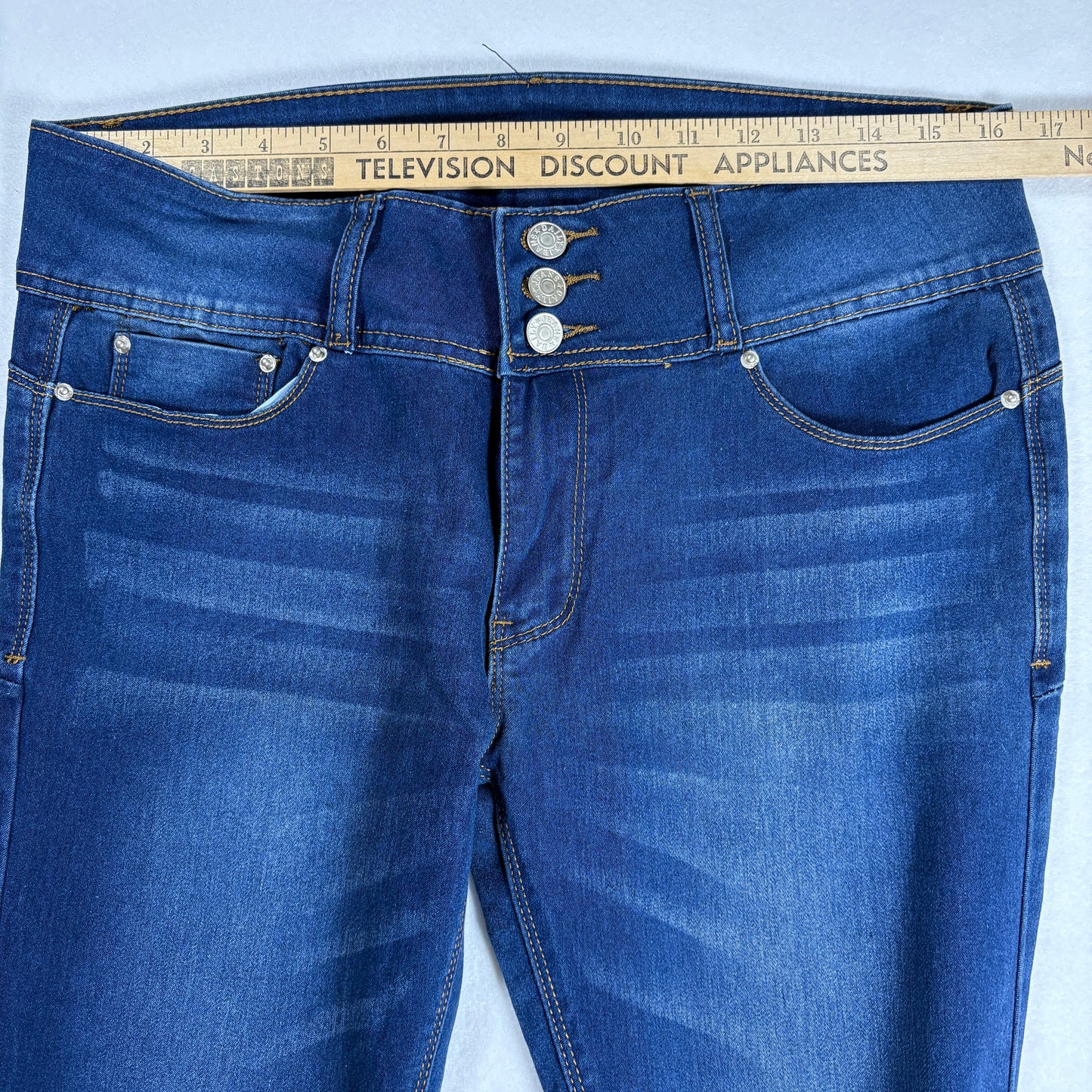 Daily Jeans Women’s 13 Dark Wash Skinny Stretch Denim Mid Rise Triple Button