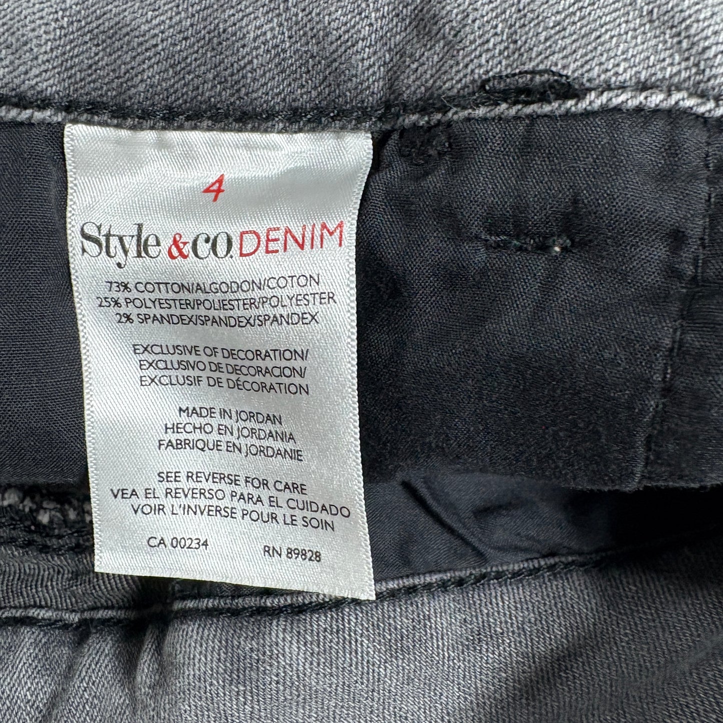 Style & Co Denim Women’s Jeans Size 4 Gray Skinny Leg Embroidered Stretch Pants