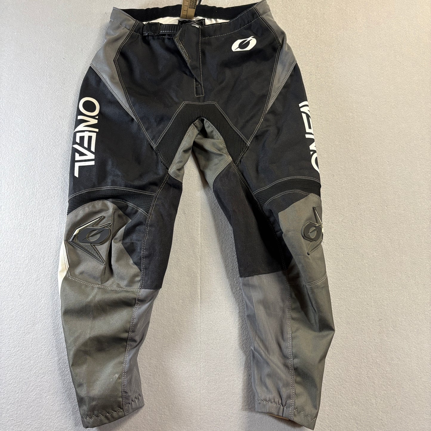 O'Neal MX Dirt Bike Riding Pants Youth 12/14 Motocross BMX Racing Black 27x23