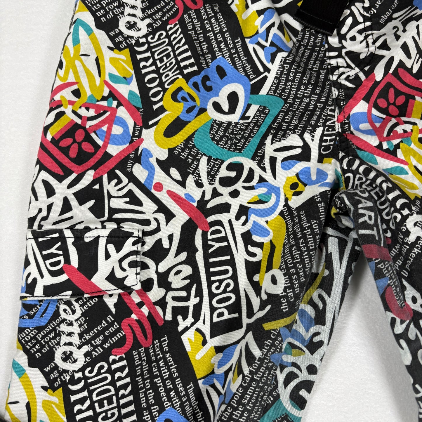 VIP Pants Graffiti Print Joggers Streetwear Black Multi Color Size 15/32